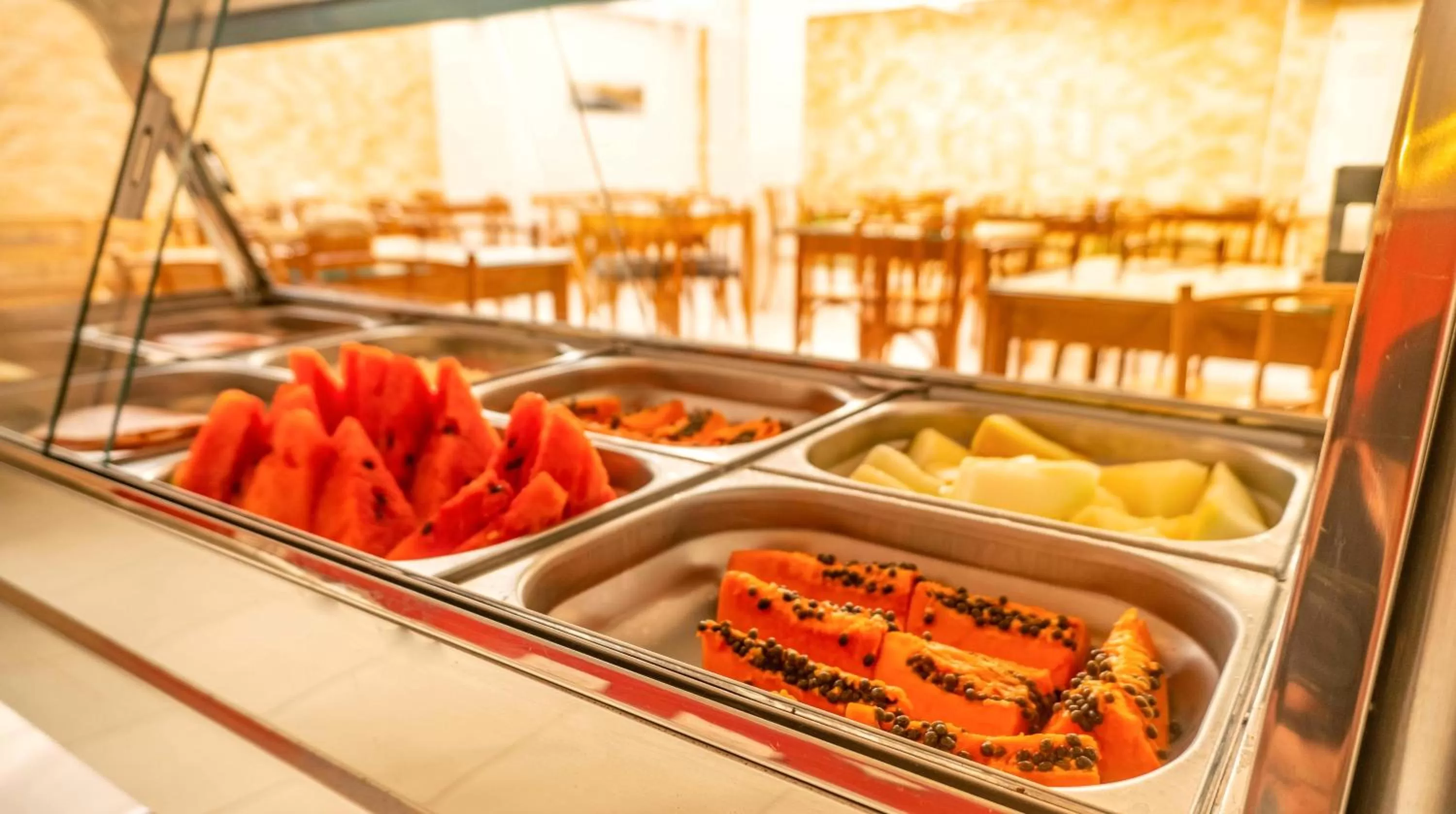 Food and drinks in UPG Hotel