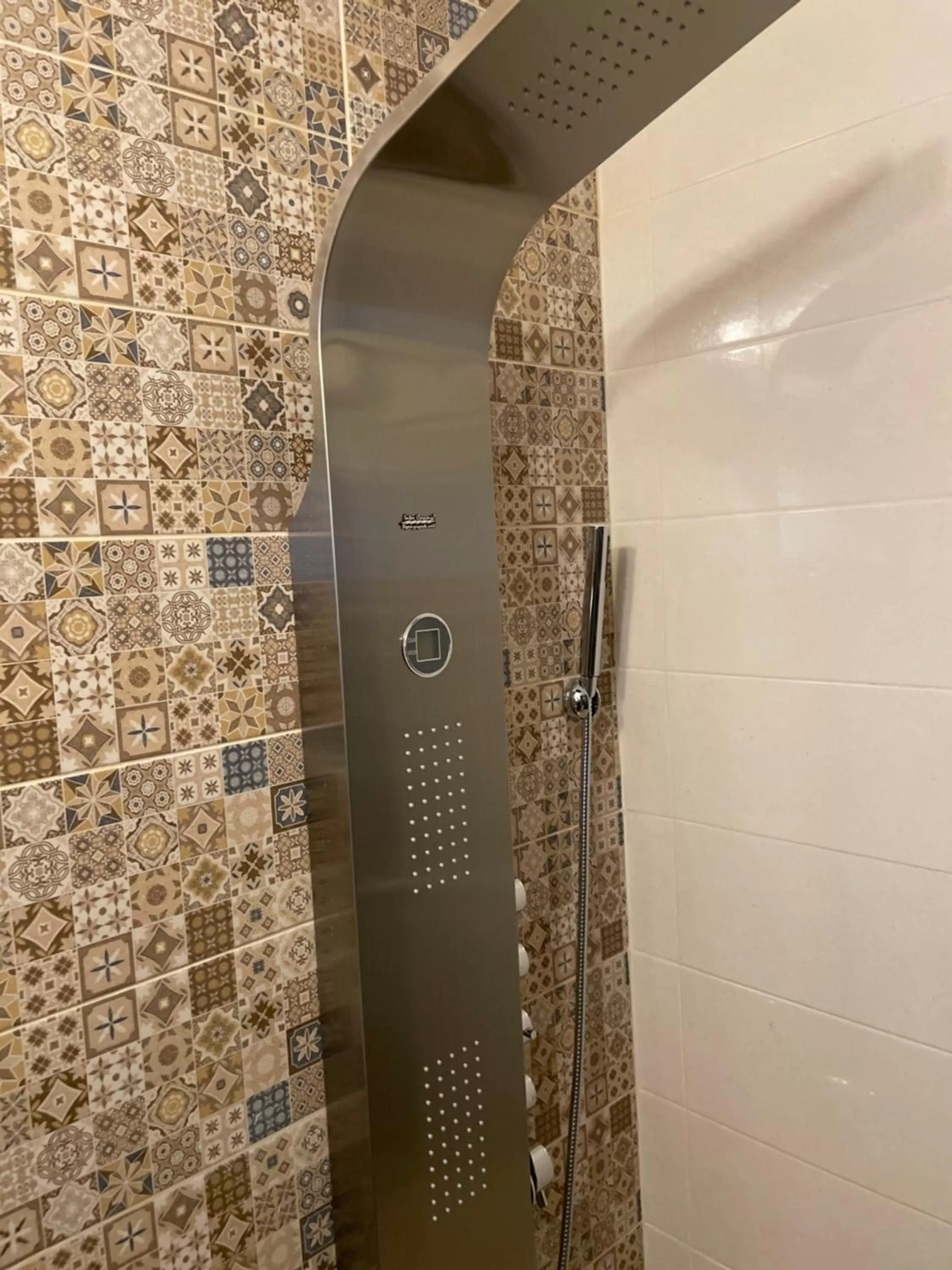 Bathroom in Family Hotel Malibu