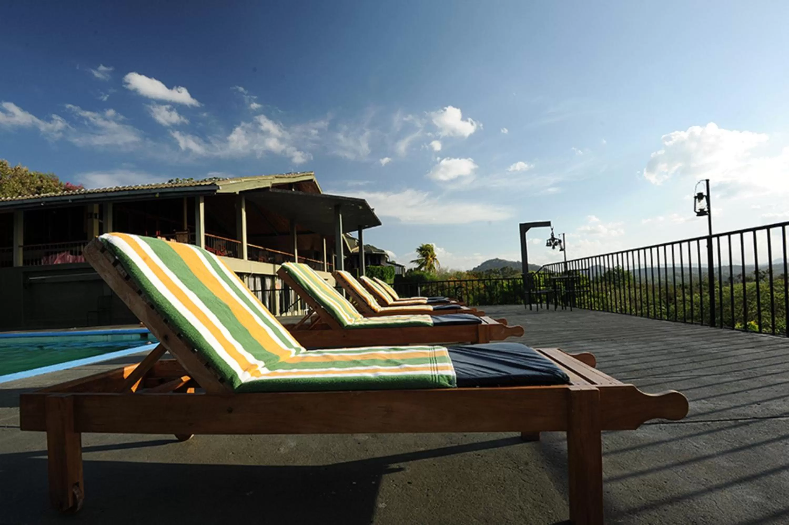 Swimming pool in Lavendish Lake Giritale - Former Giritale Hotel