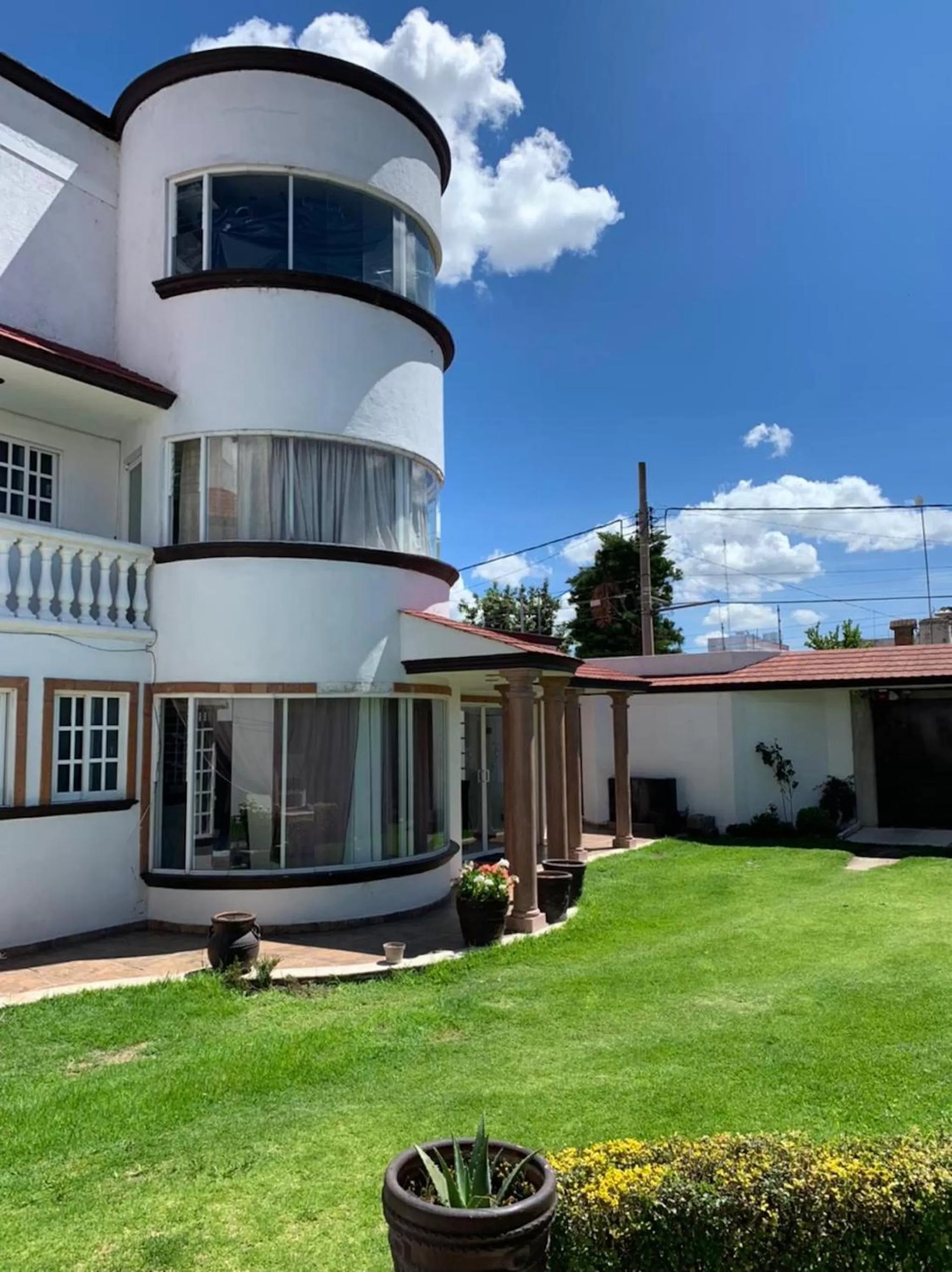 Off site in La Aurora Hotel Like Home