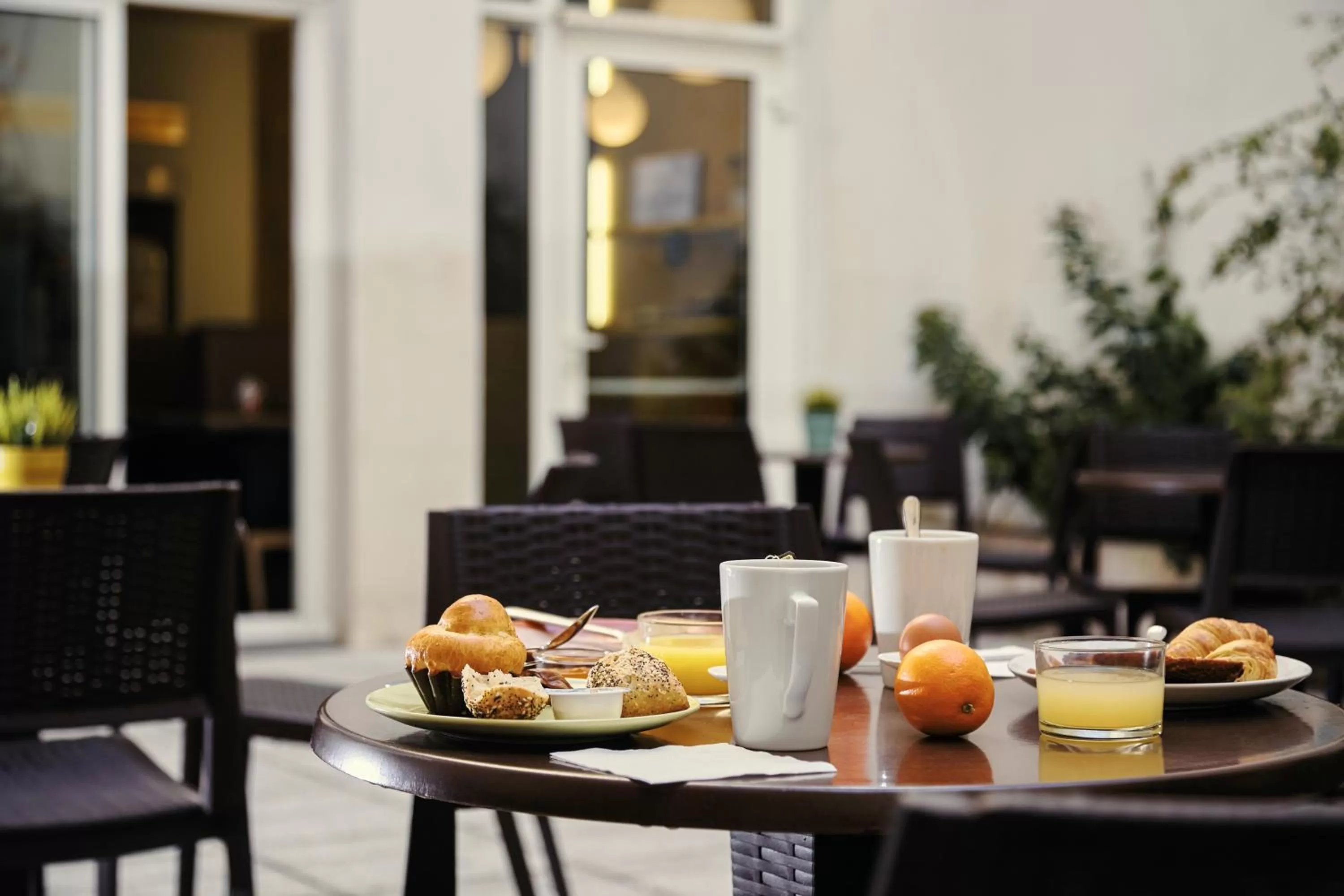 Patio in ibis Styles Marseille Gare Saint-Charles