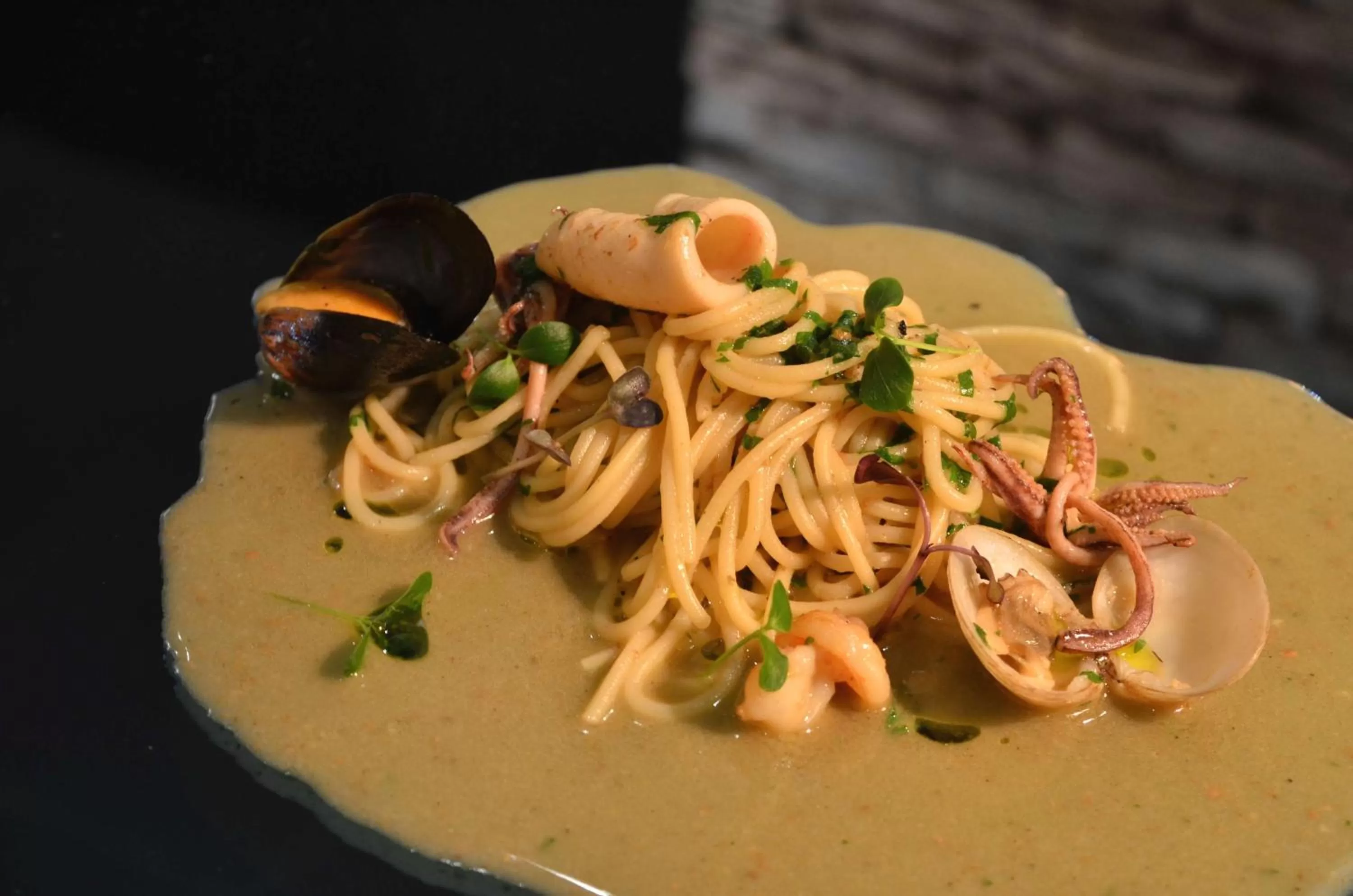 Restaurant/places to eat in Radisson Blu Hotel, Ajman