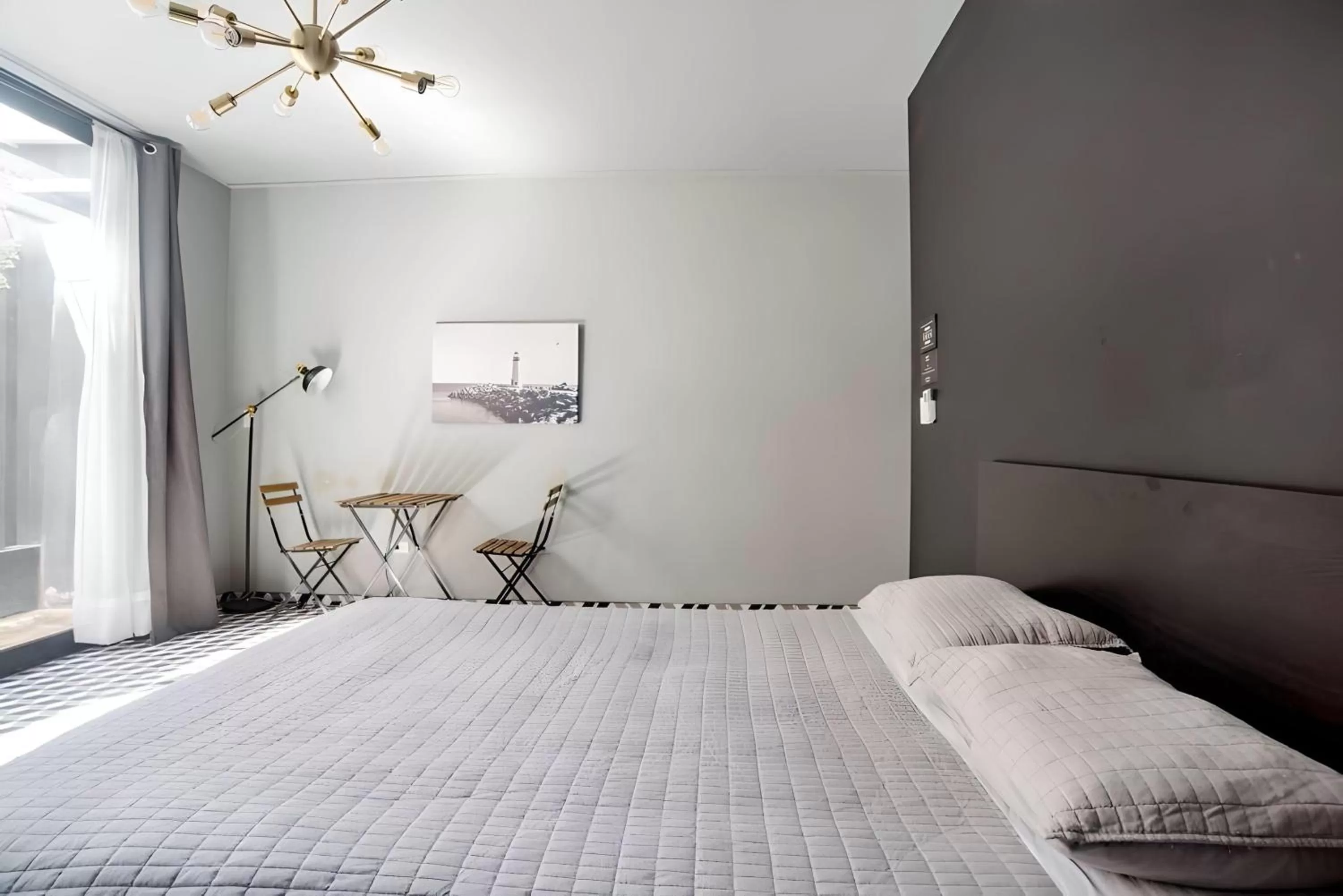 Bed in The Studios 22800