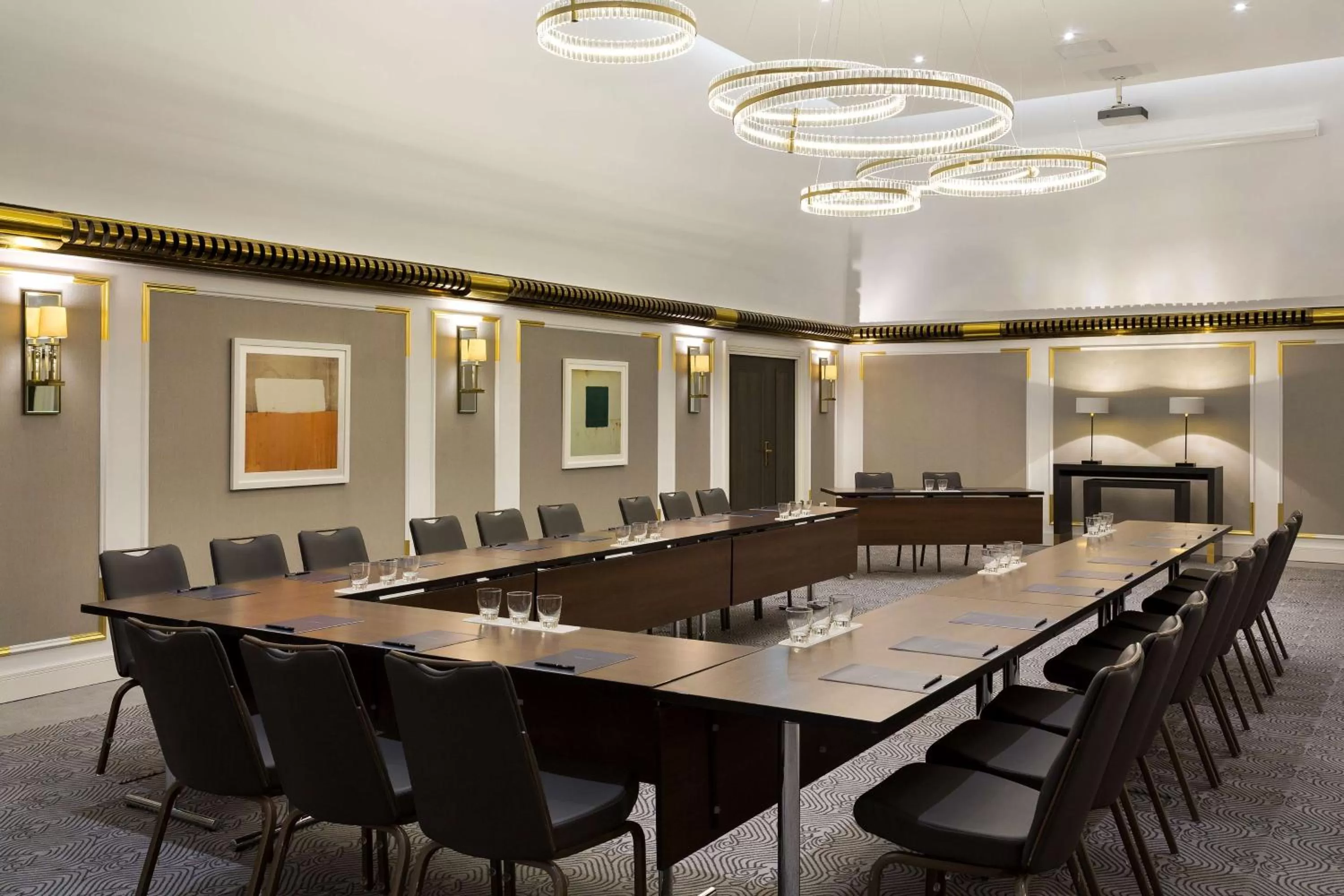 Meeting/conference room in Hilton Paris Opera
