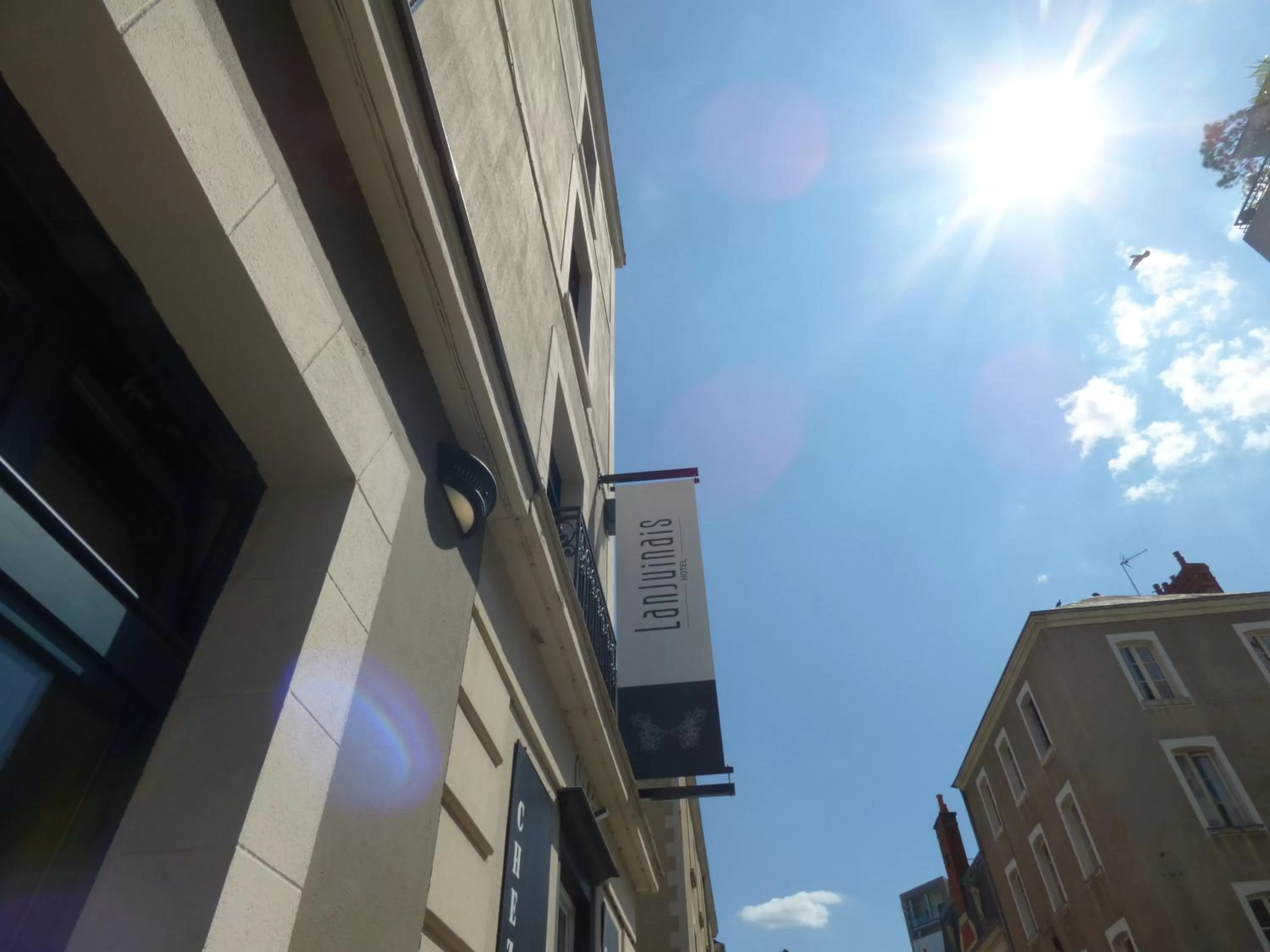 Facade/entrance in Hôtel Lanjuinais