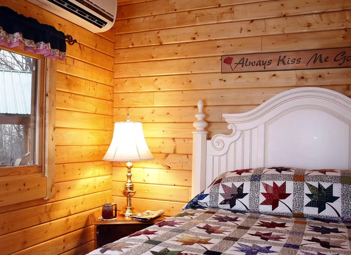 Bed in Los Gatos Bed & Breakfast