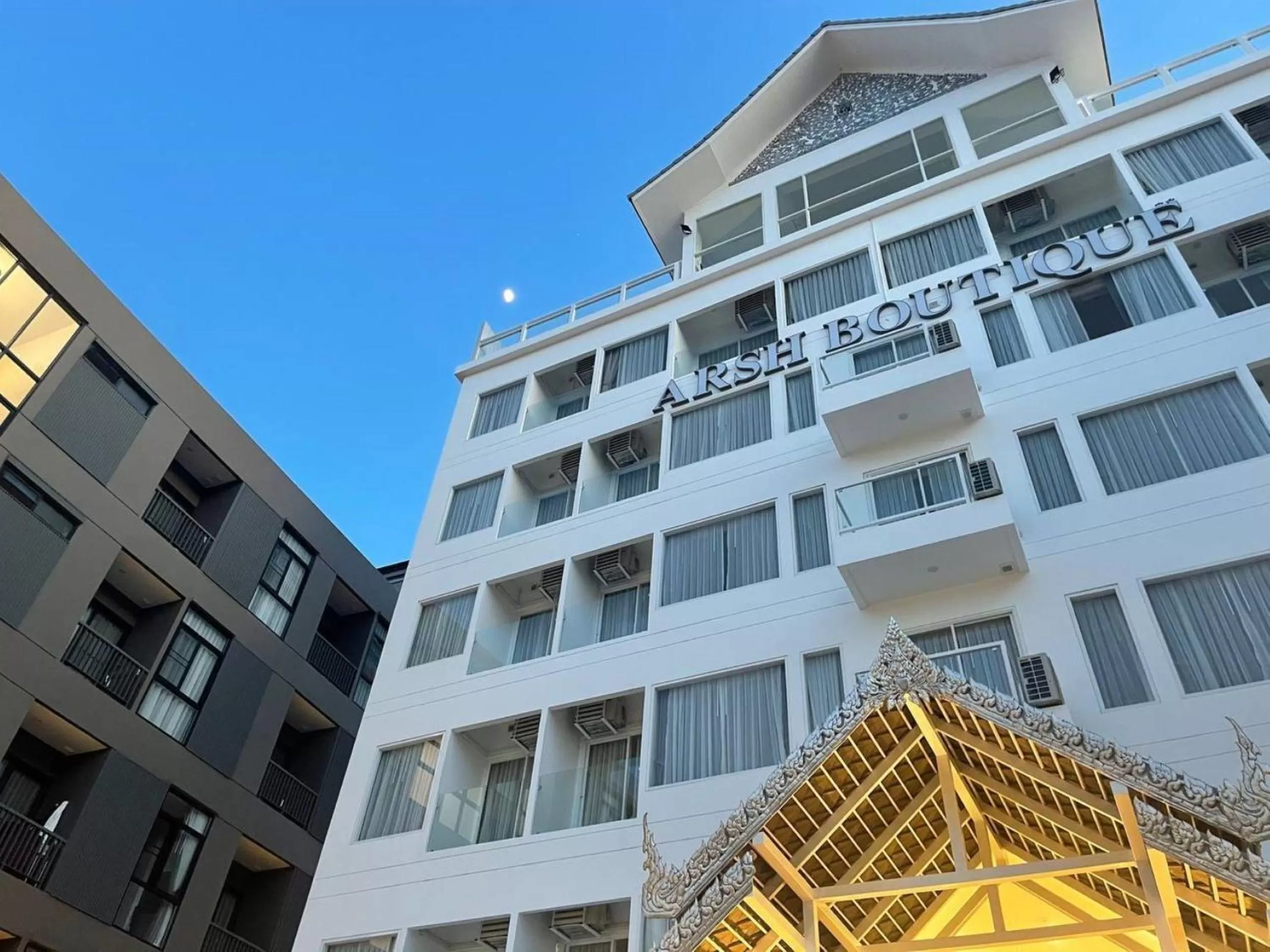 Property building in Arsh Boutique Hotel