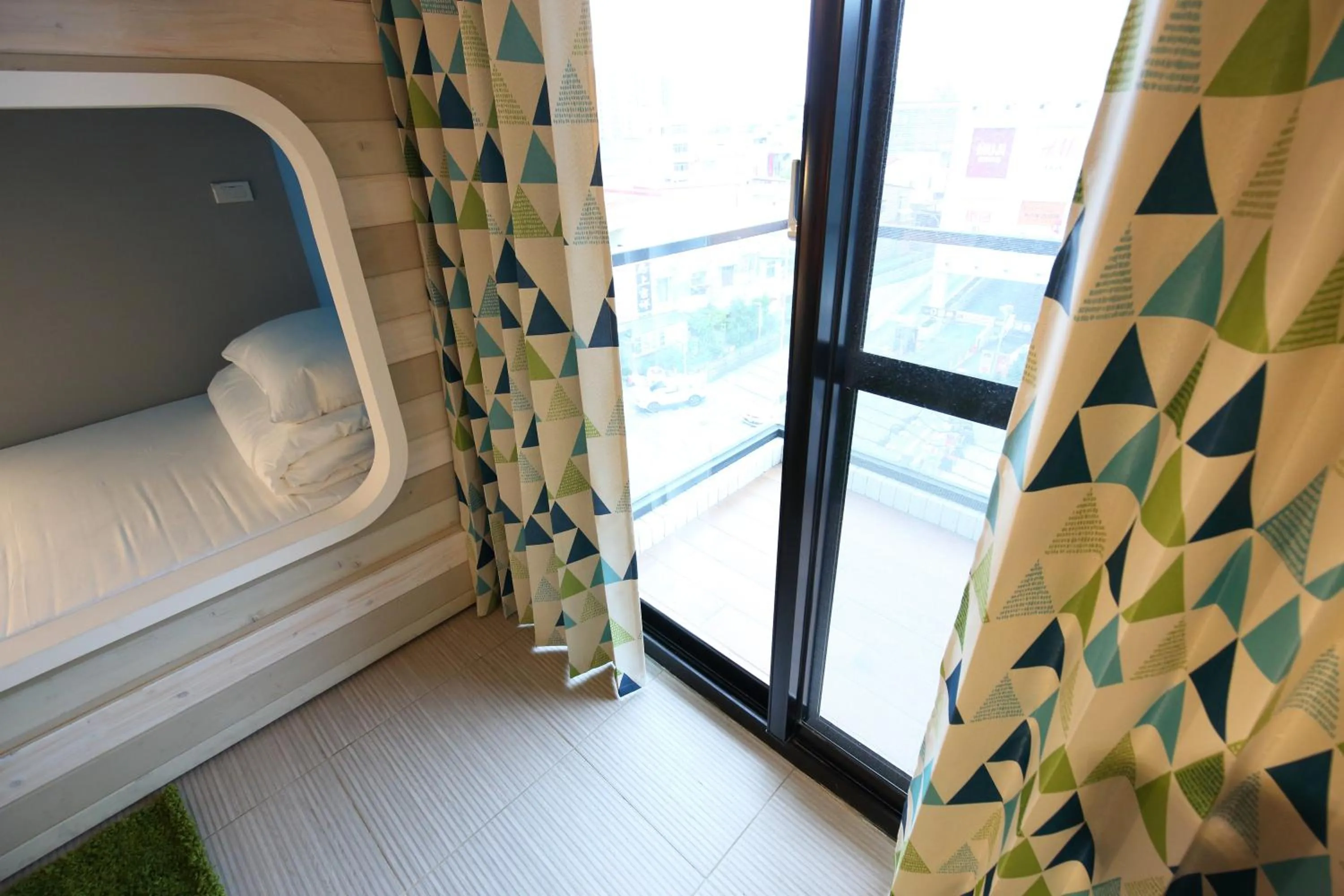 指南針民宿2178 & 工殿民宿2182