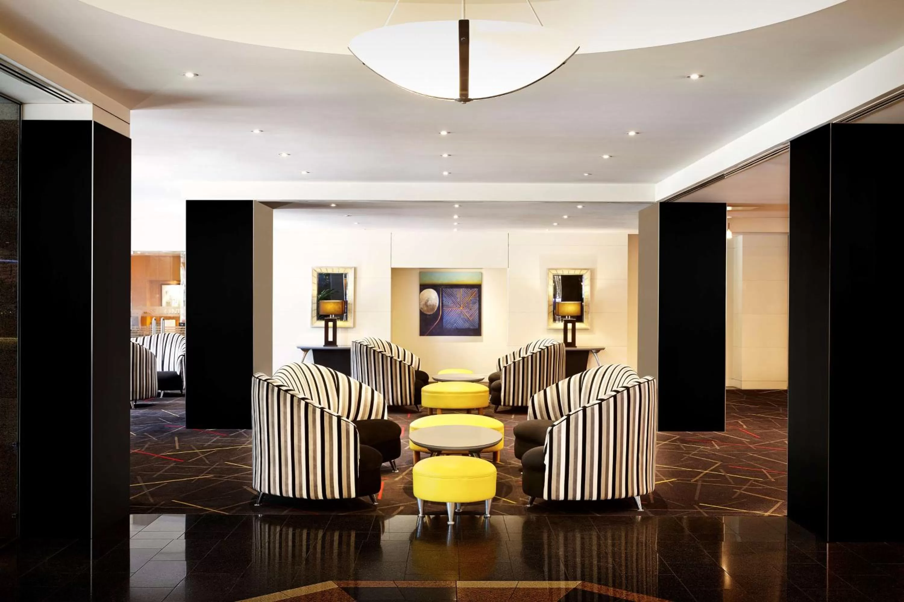 Lobby or reception in Radisson On Flagstaff Gardens Melbourne