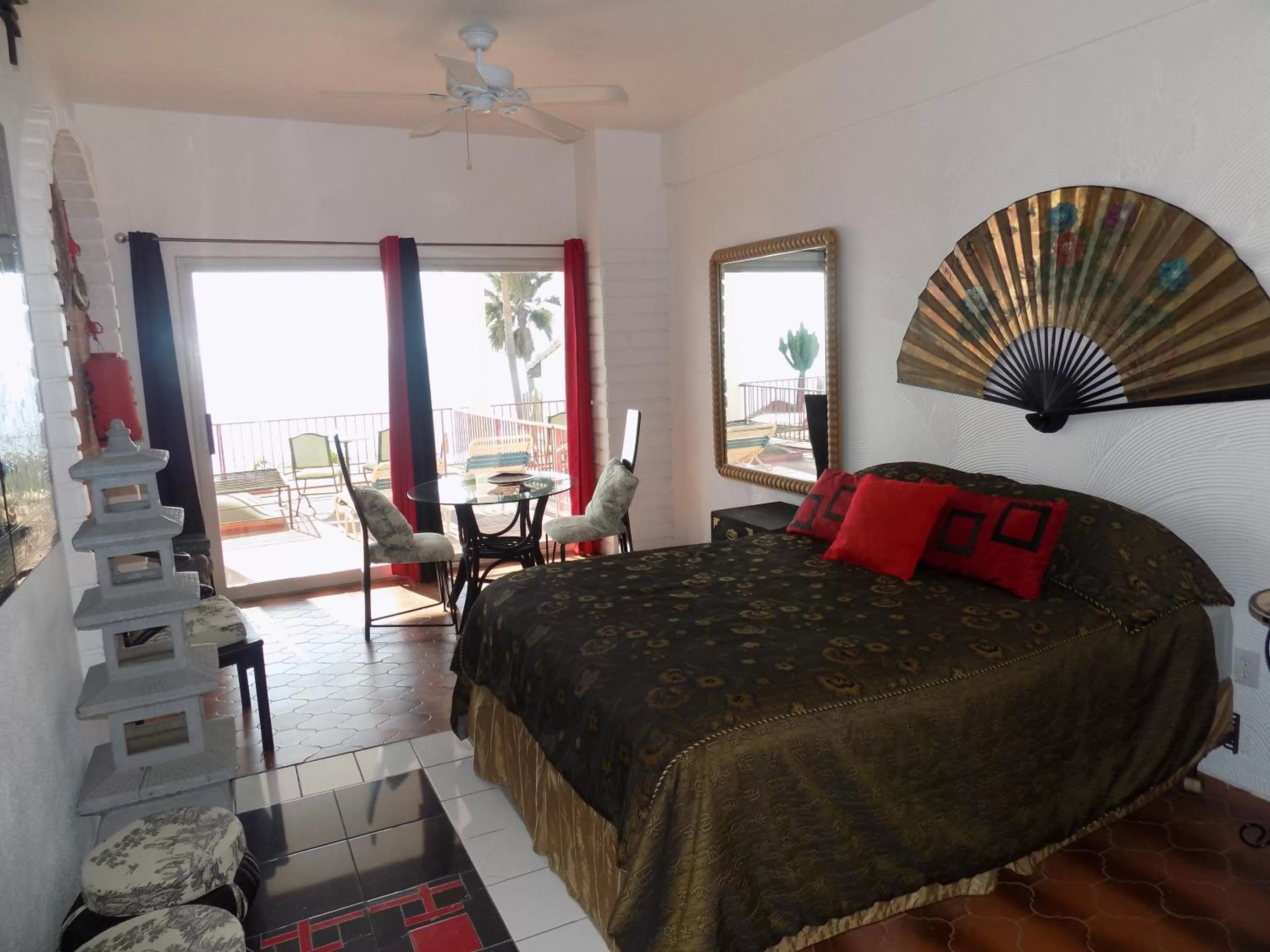 Photo of the whole room, Bed in Poco Cielo Hotel