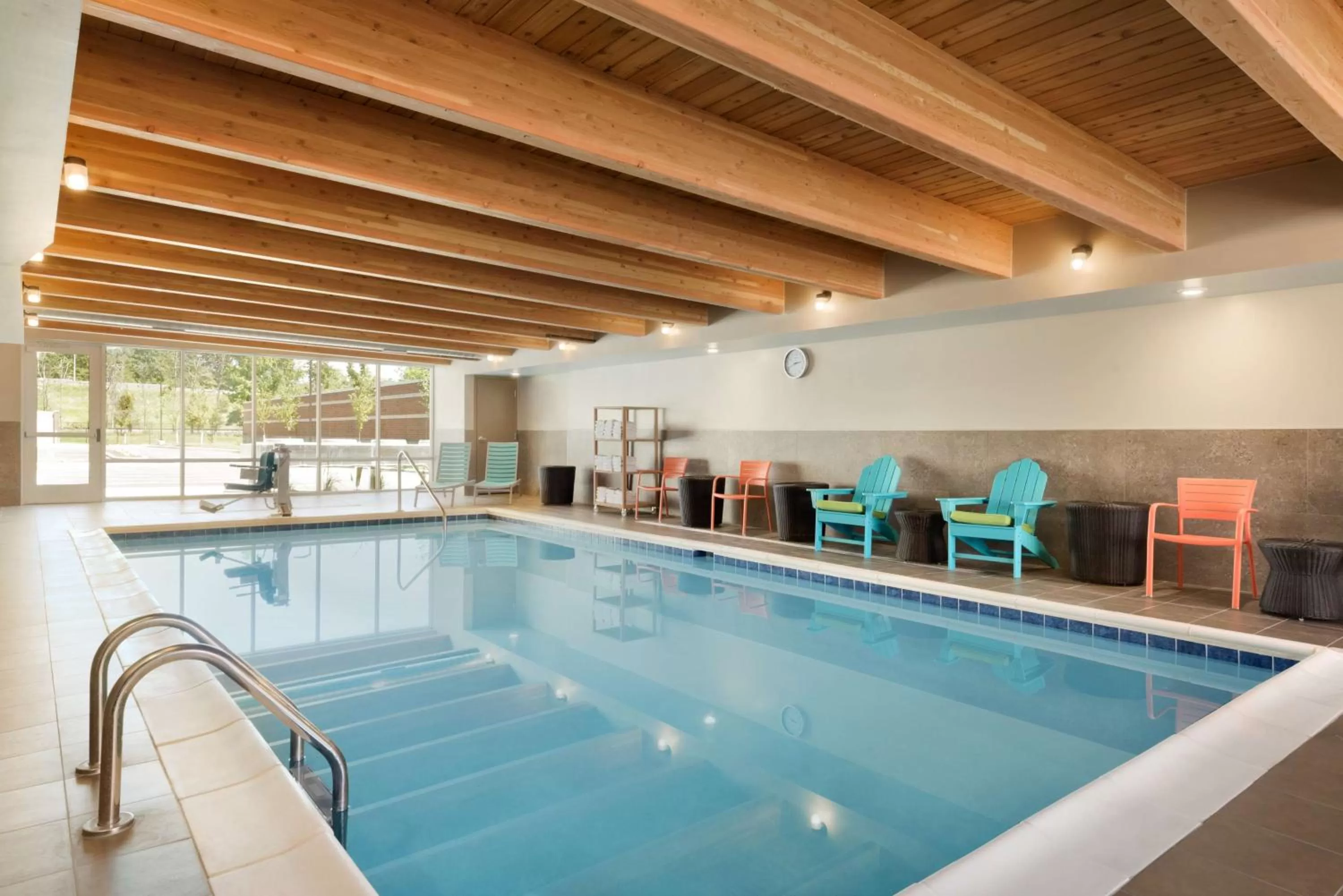 Pool view in Home2 Suites By Hilton Middleburg Heights Cleveland