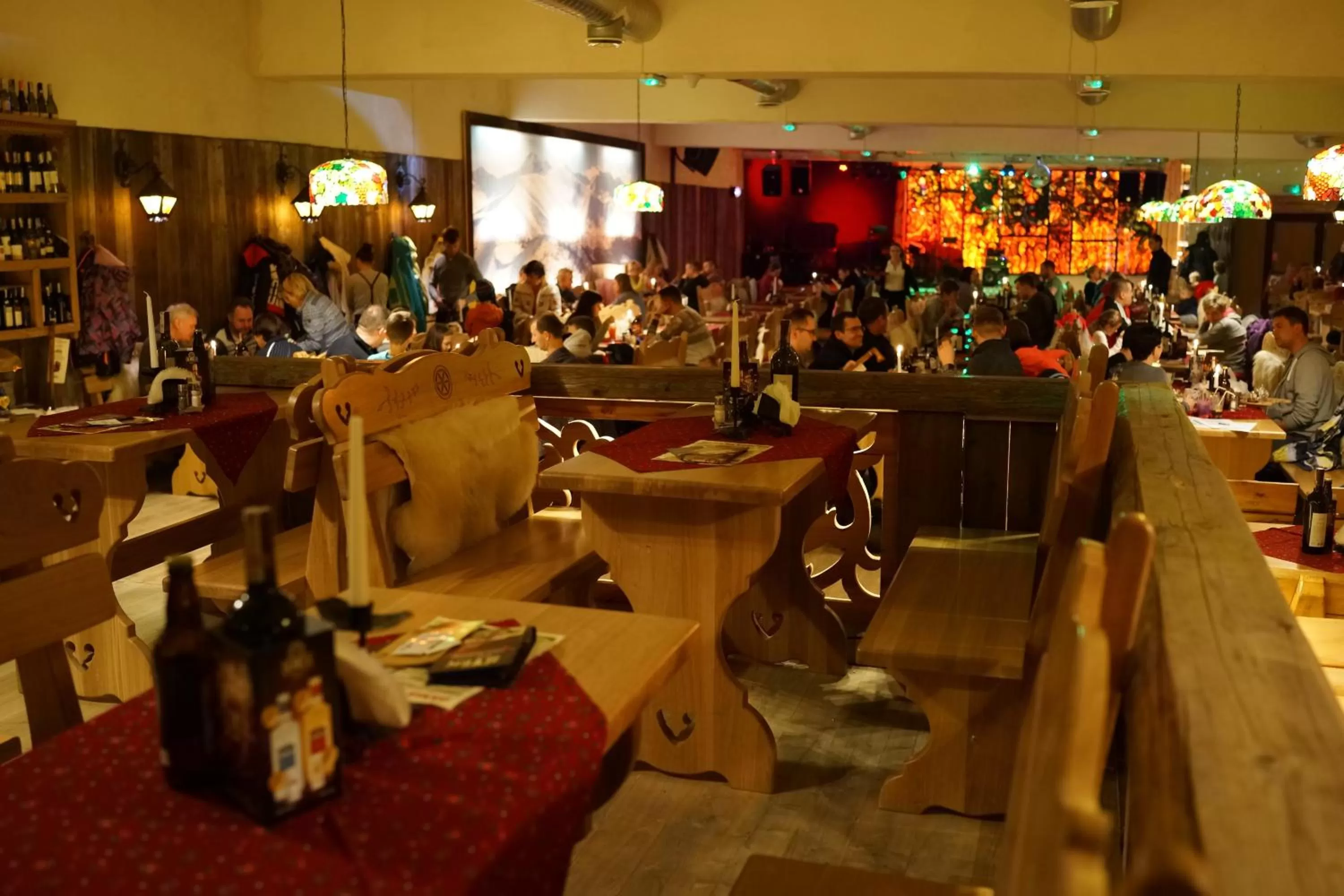 Restaurant/places to eat in Pokoje Zamoyskiego - WATRA