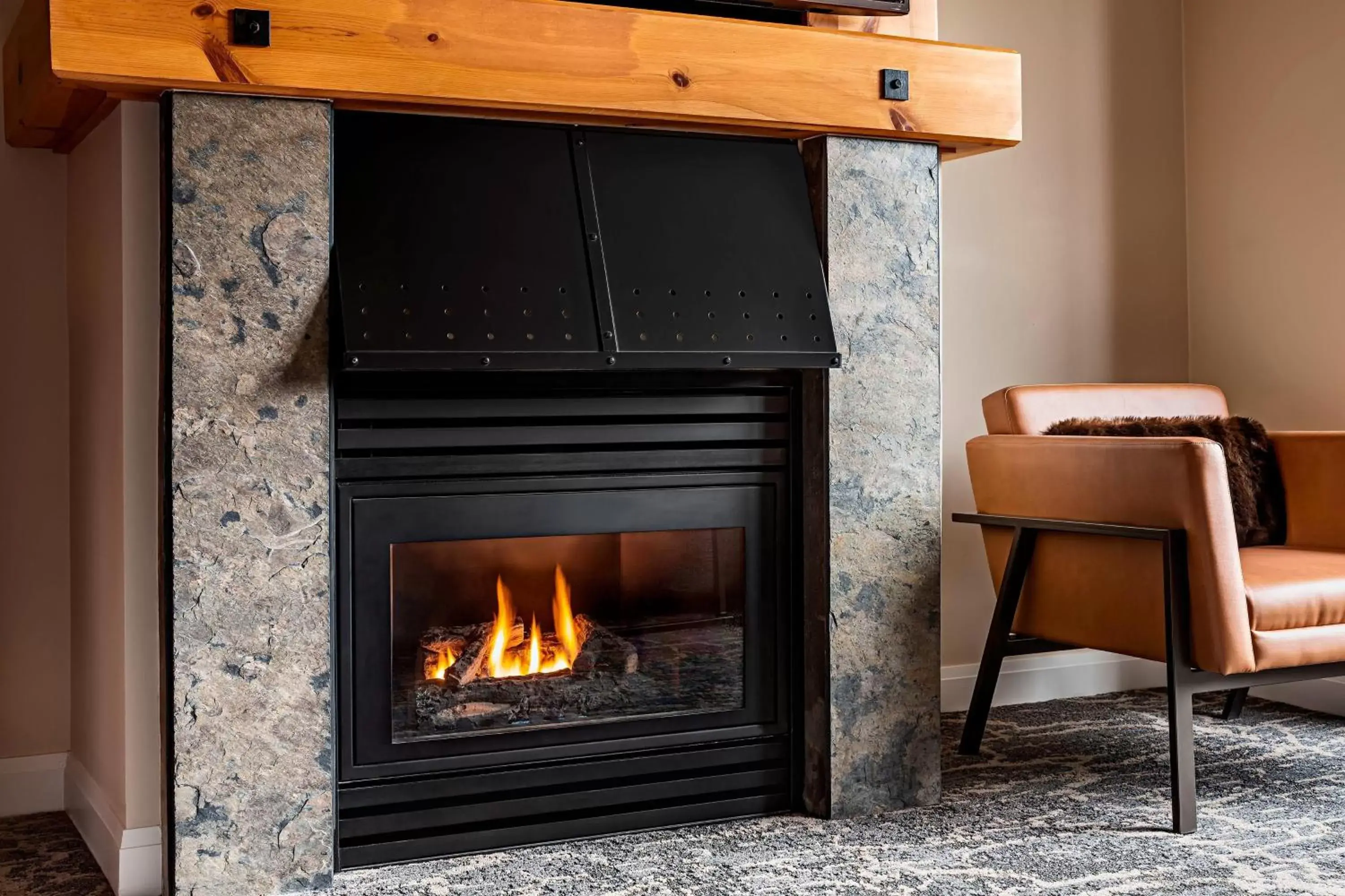 Studio Suite, 2 Queen, West Tower, Fireplace in The Westin Resort & Spa, Whistler Studio Suite, 2 Queen, West Tower, Fireplace in The Westin Resort & Spa, Whistler