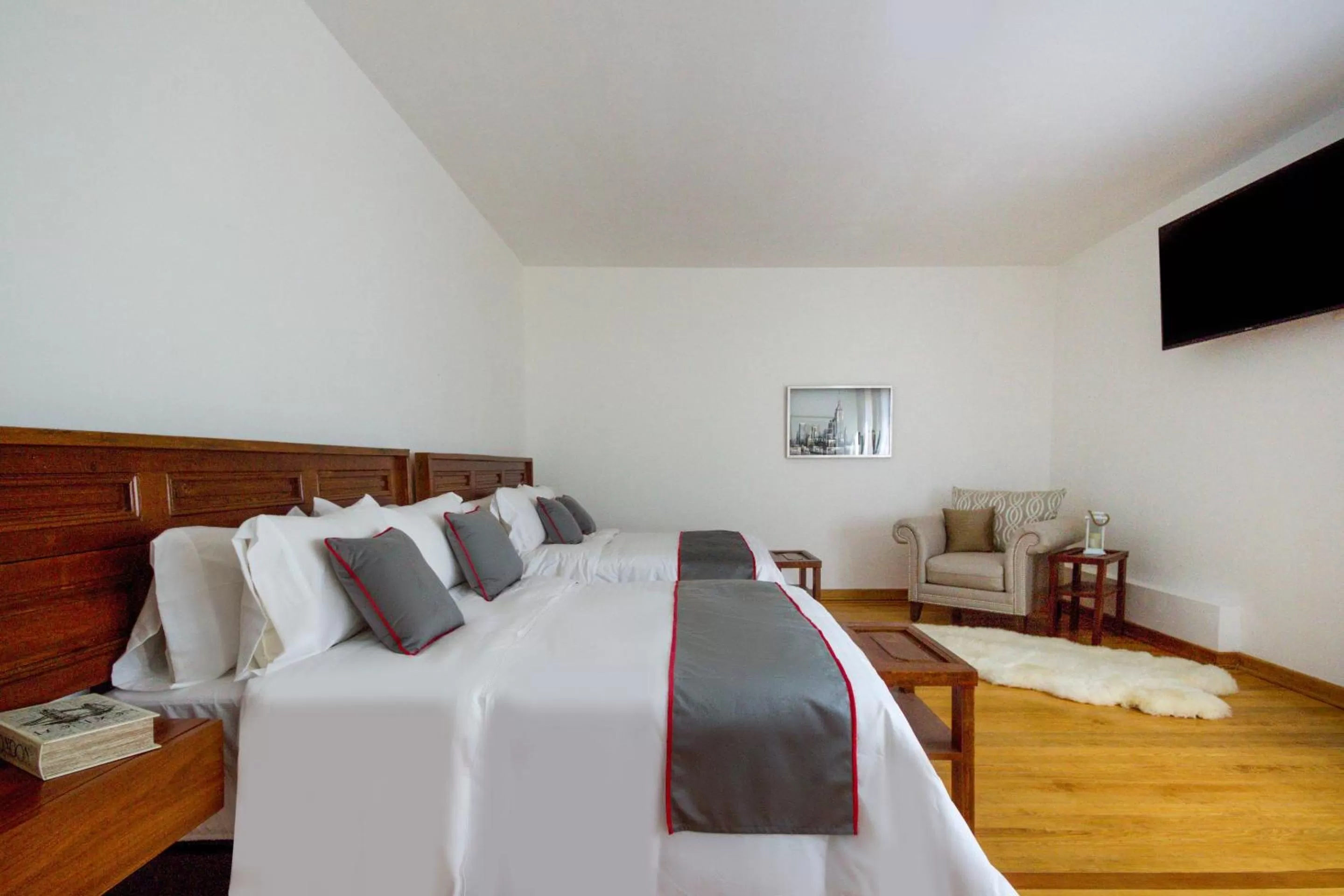 Bedroom, Bed in Azabu Hotel Collection