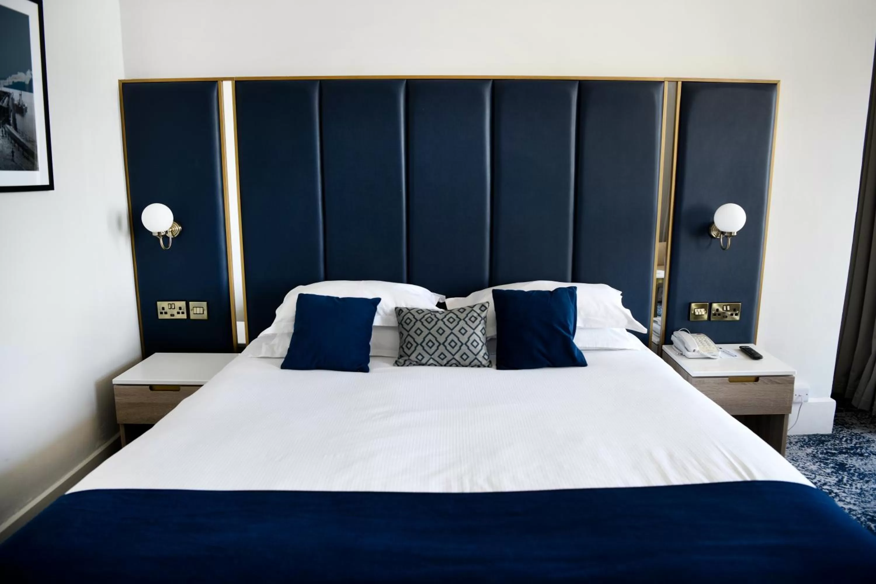 Bedroom, Bed in Dover Marina Hotel & Spa, Tapestry Collection by Hilton