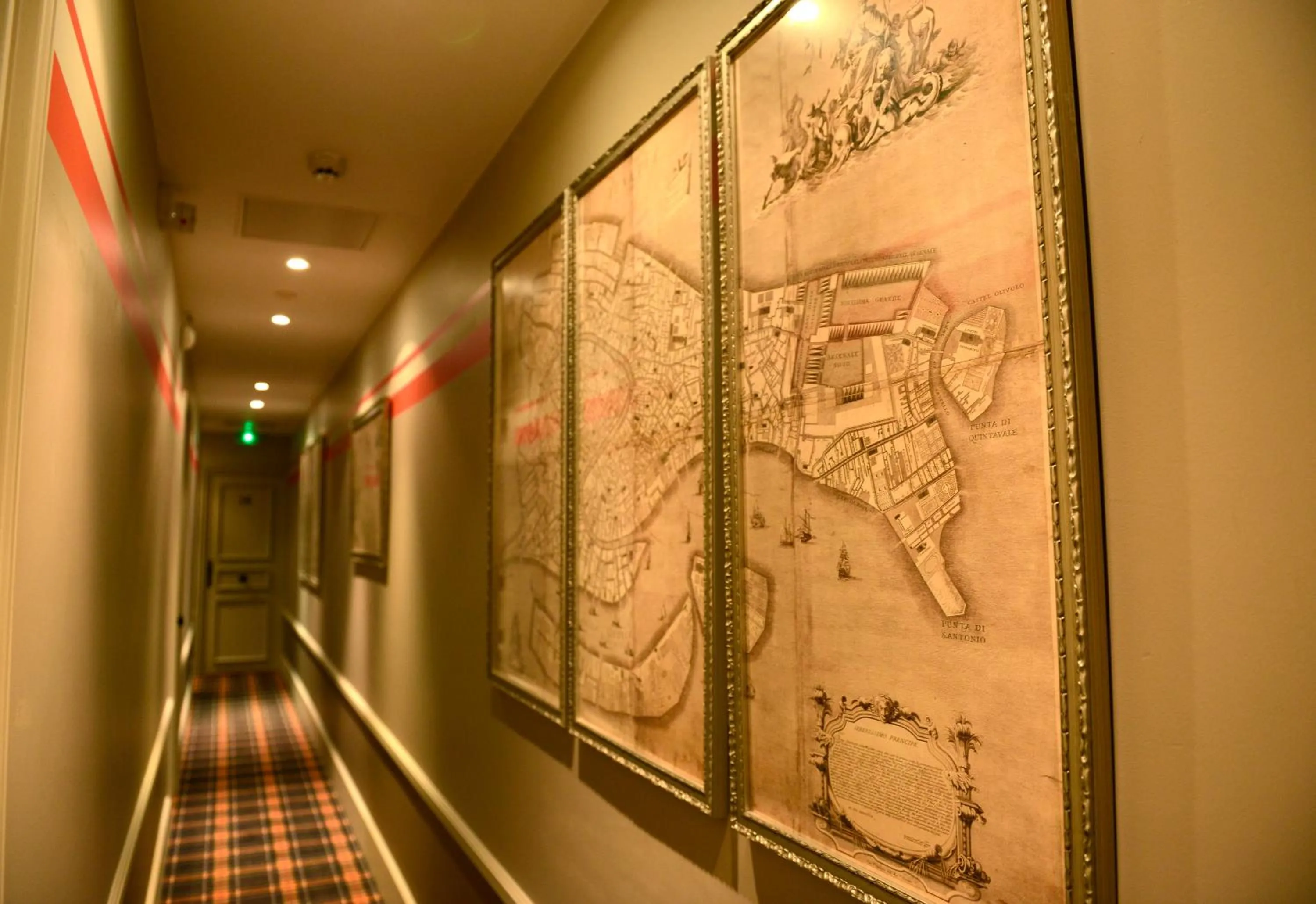 Decorative detail in Hotel Victoria Lyon Perrache Confluence