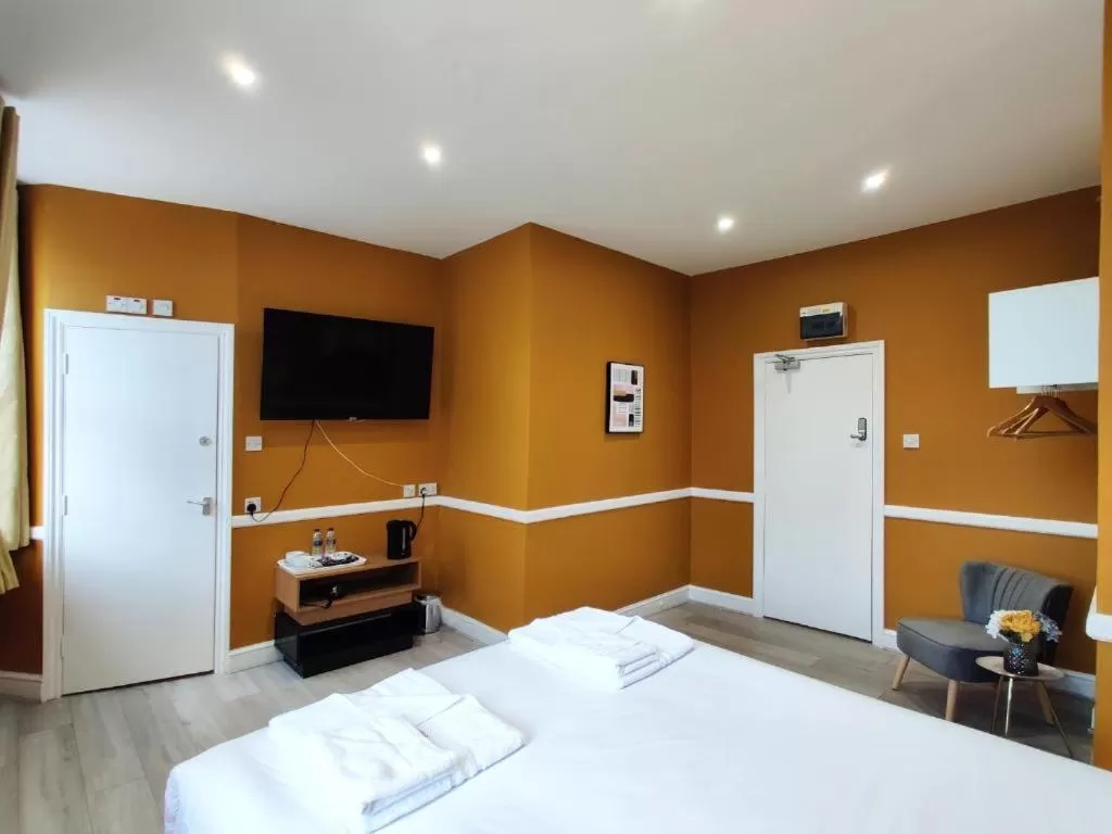 Bed in The Swan Hotel