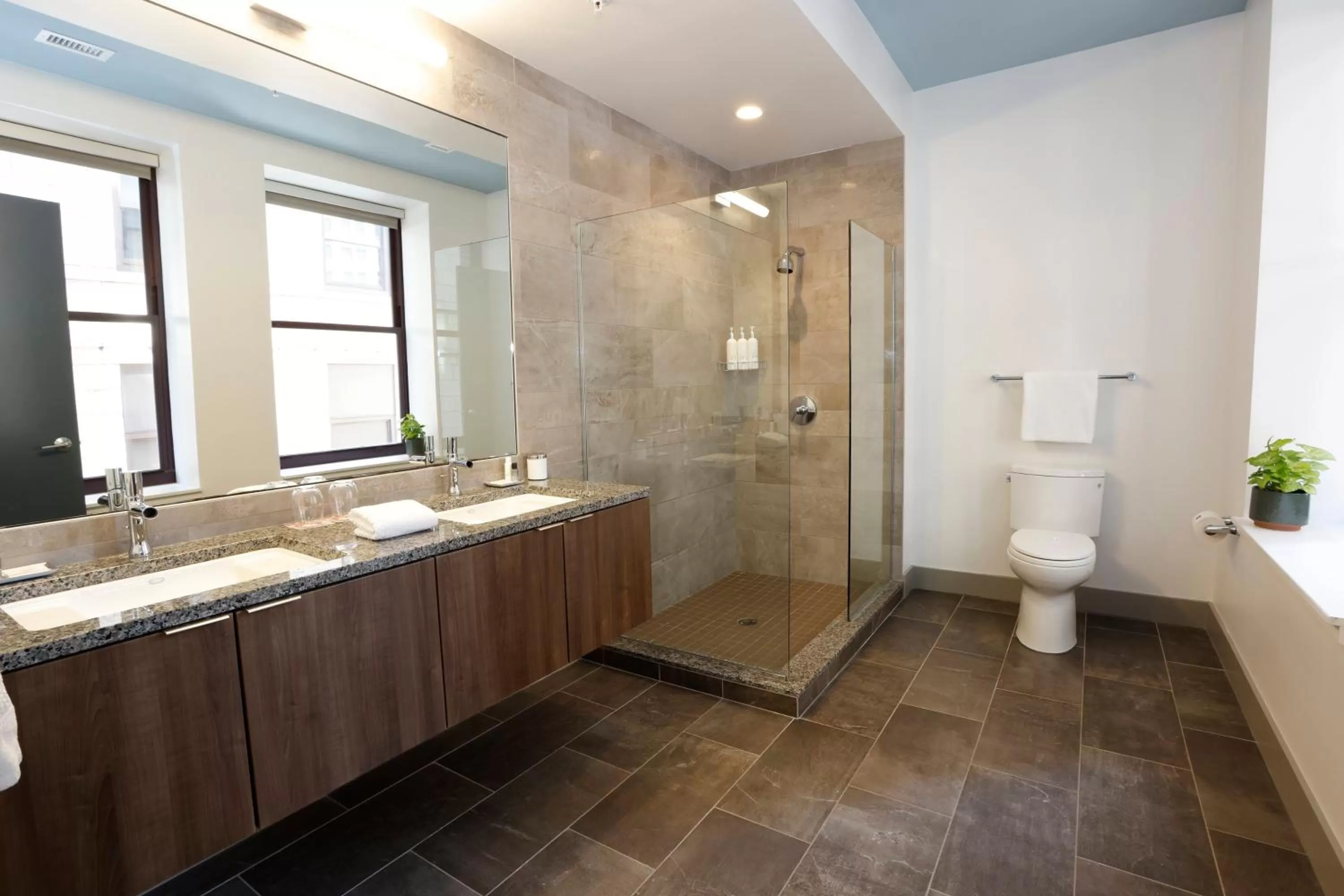 Bathroom in Kimpton Schofield Hotel by IHG