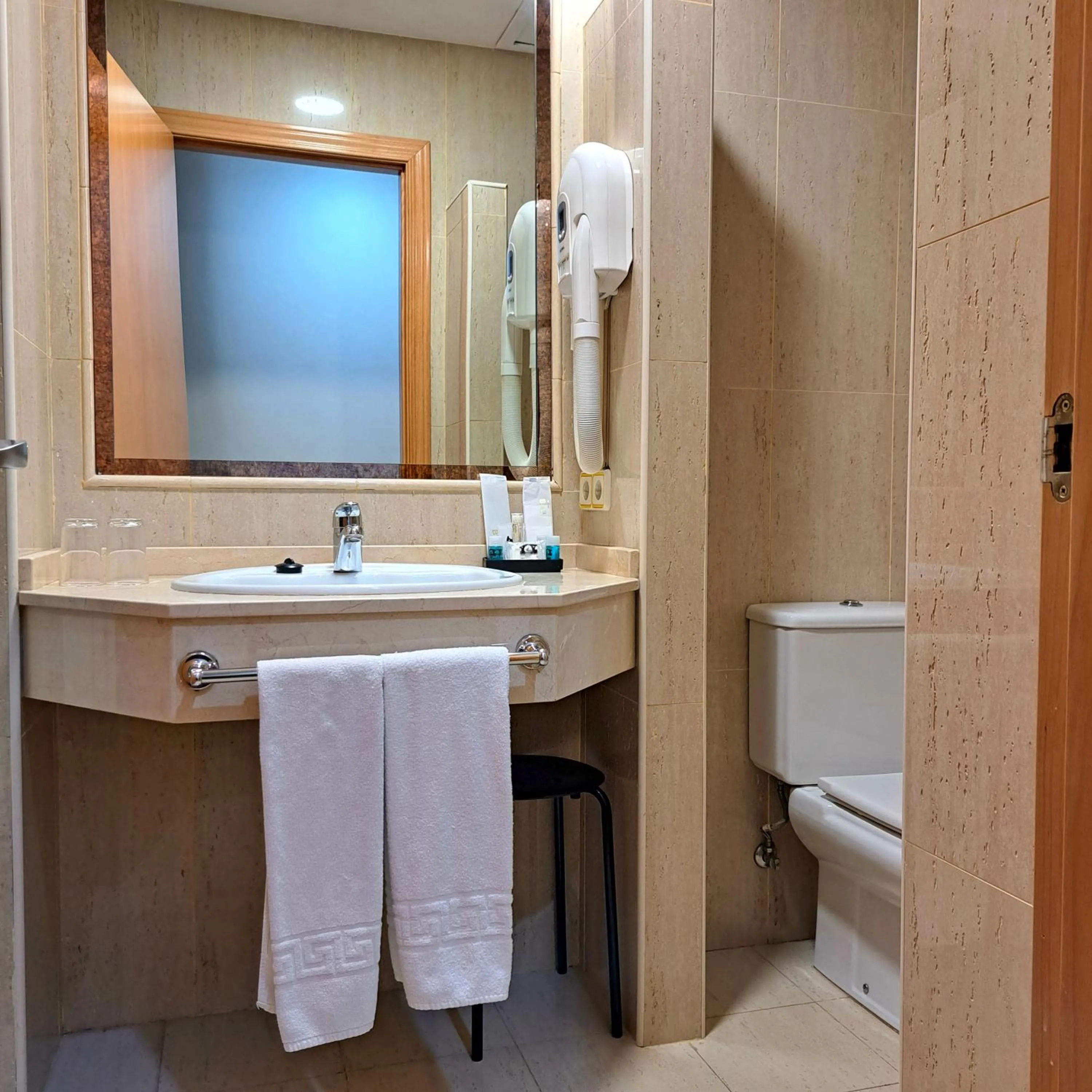 Bathroom in Hotel Ciudad Cangas de Onis