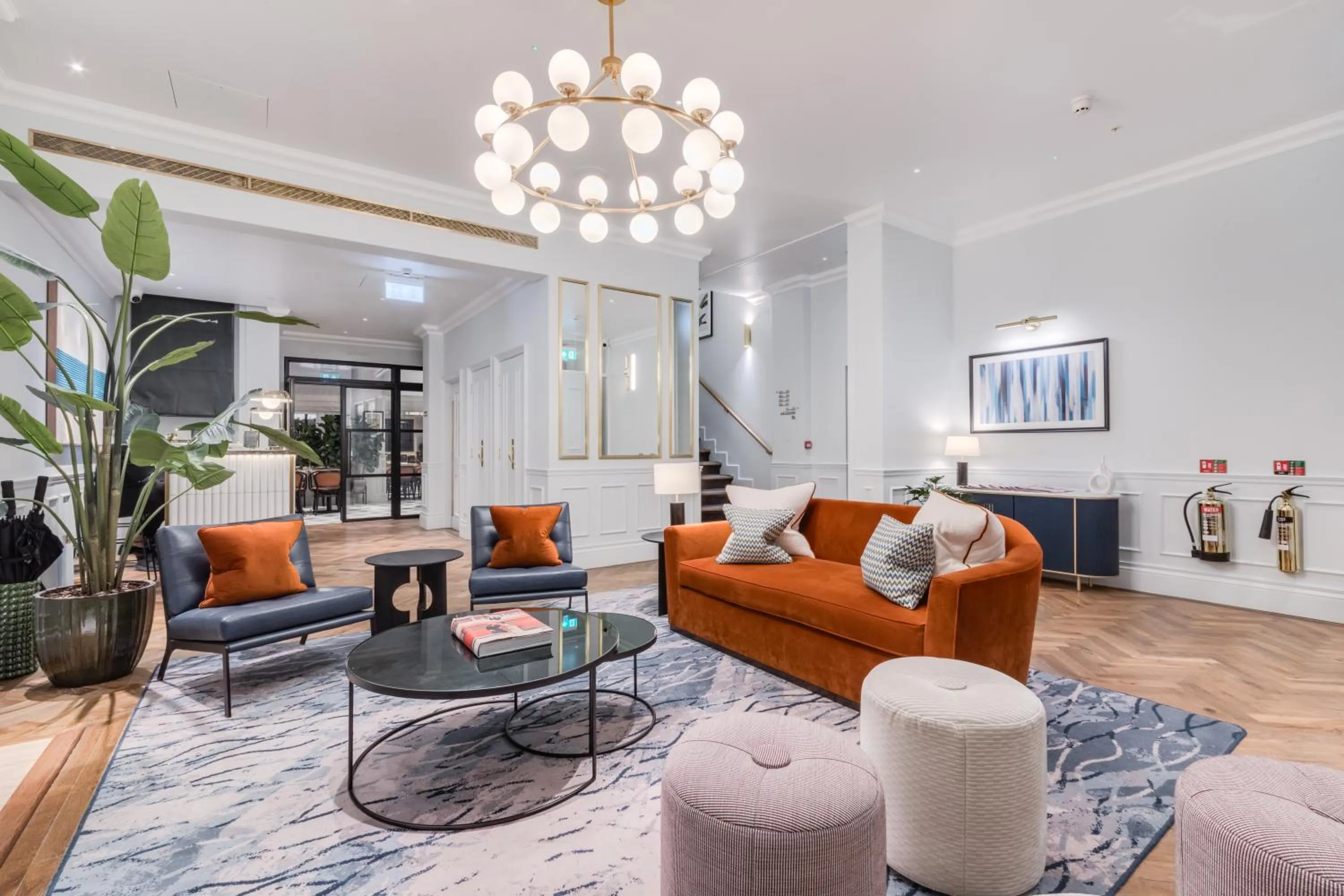 Lobby or reception, Seating Area in Best Western The Boltons