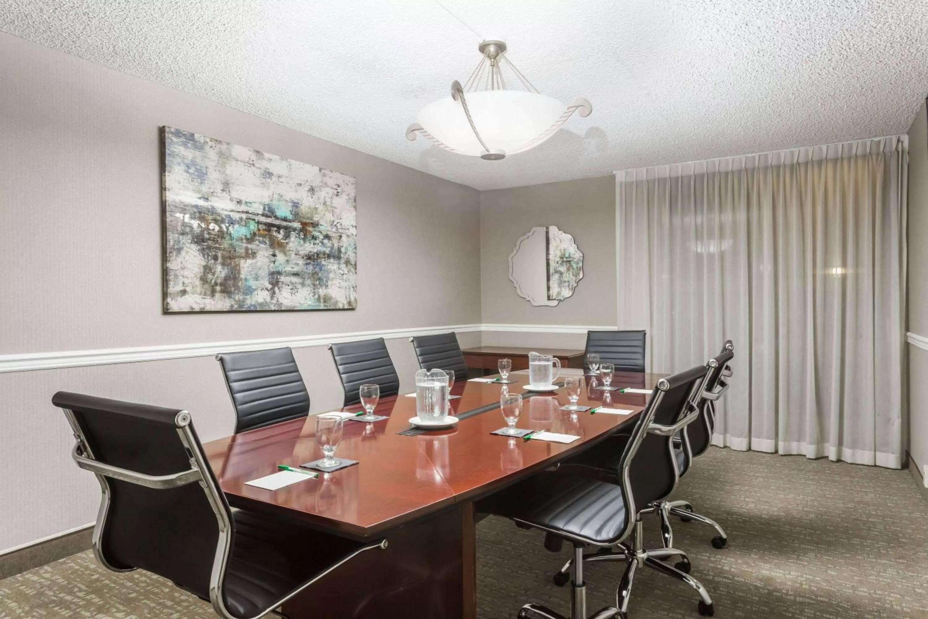 Meeting/conference room in Wyndham Garden Fresno Yosemite Airport