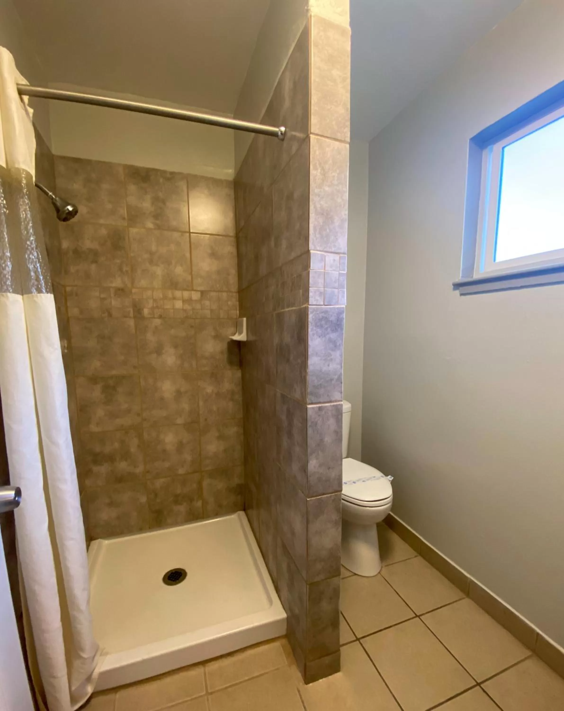 Bathroom in Budget INN At The Heavenly Gondola