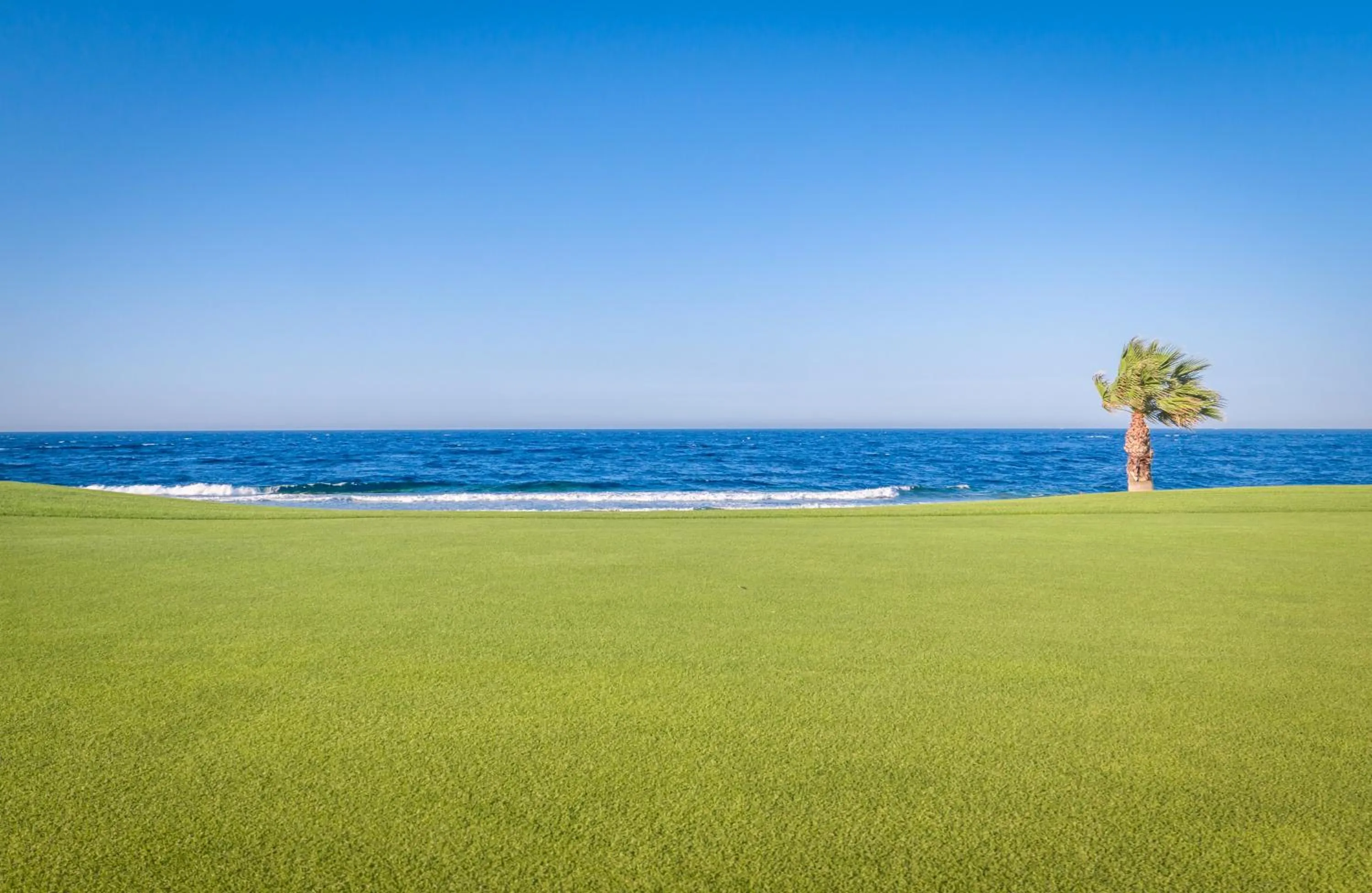 Golfcourse in The Cascades Golf Resort, Spa & Thalasso