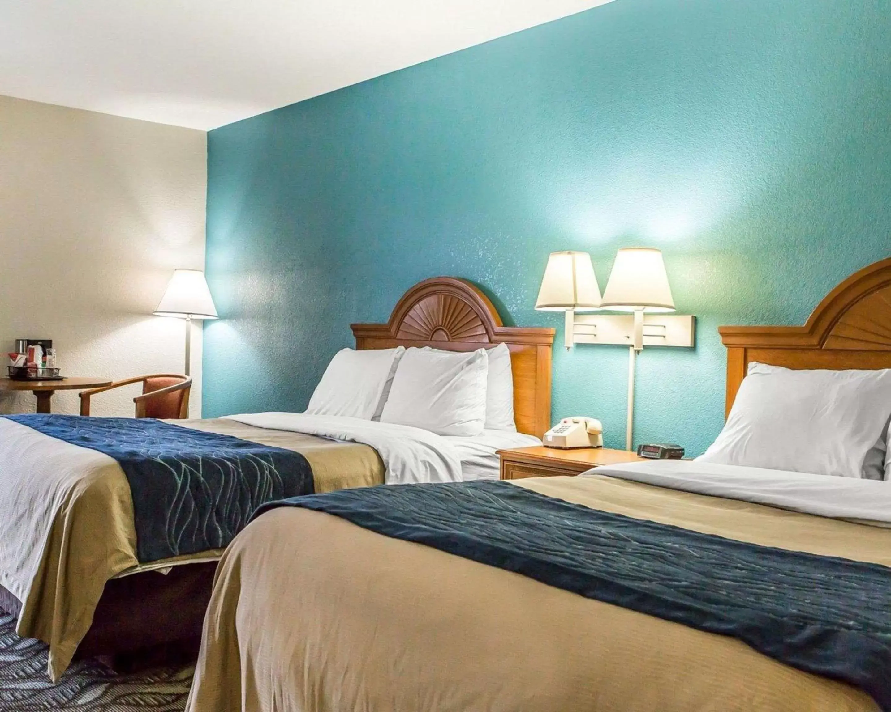 Double Room with Two Double Beds - Non-Smoking in Quality Inn & Suites Circleville Double Room with Two Double Beds - Non-Smoking in Quality Inn & Suites Circleville