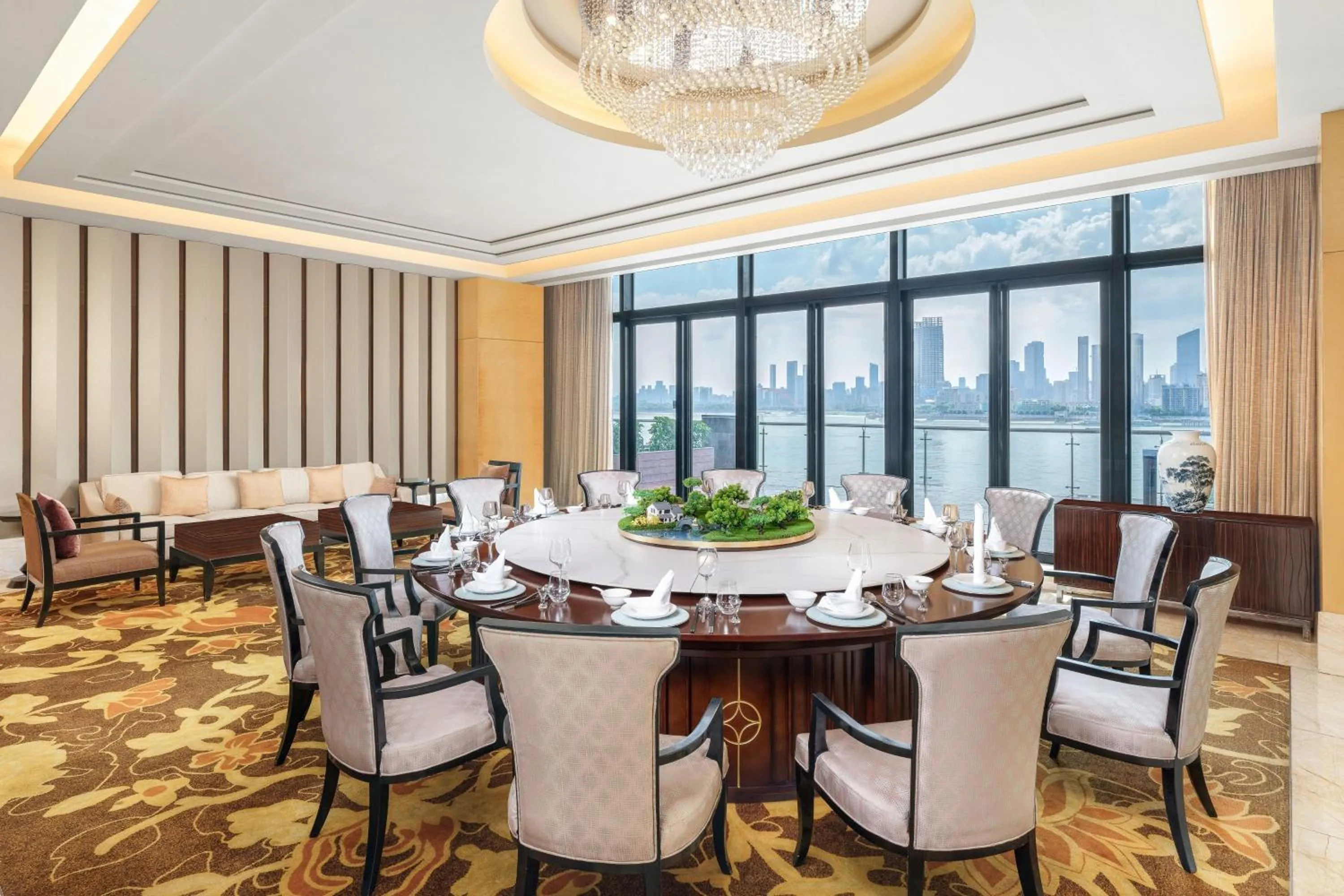 Restaurant/places to eat in The Westin Wuhan Wuchang