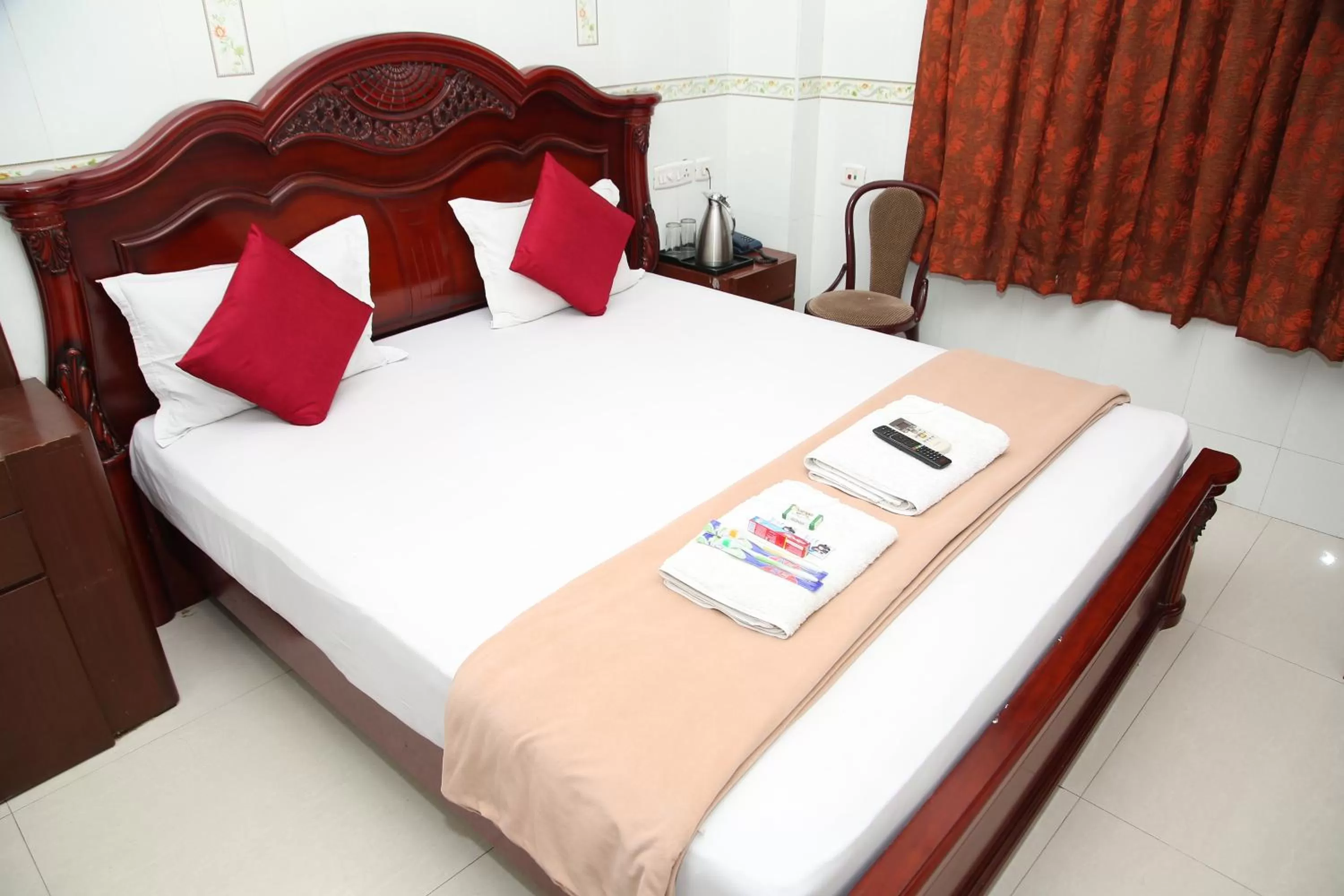 Bed in Grand View Residency Chennai