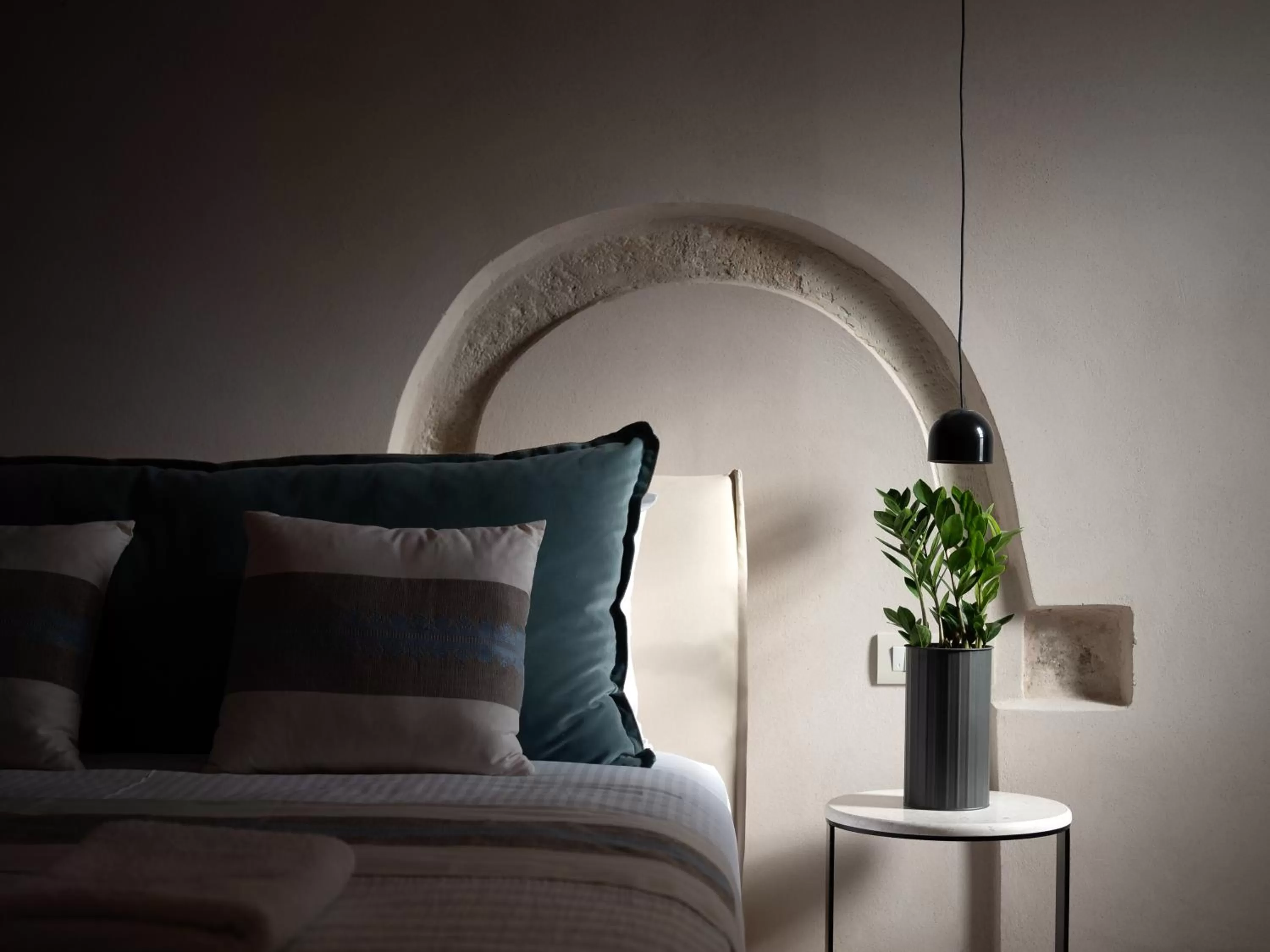 View (from property/room), Bed in Sutor Chic Manor hotel