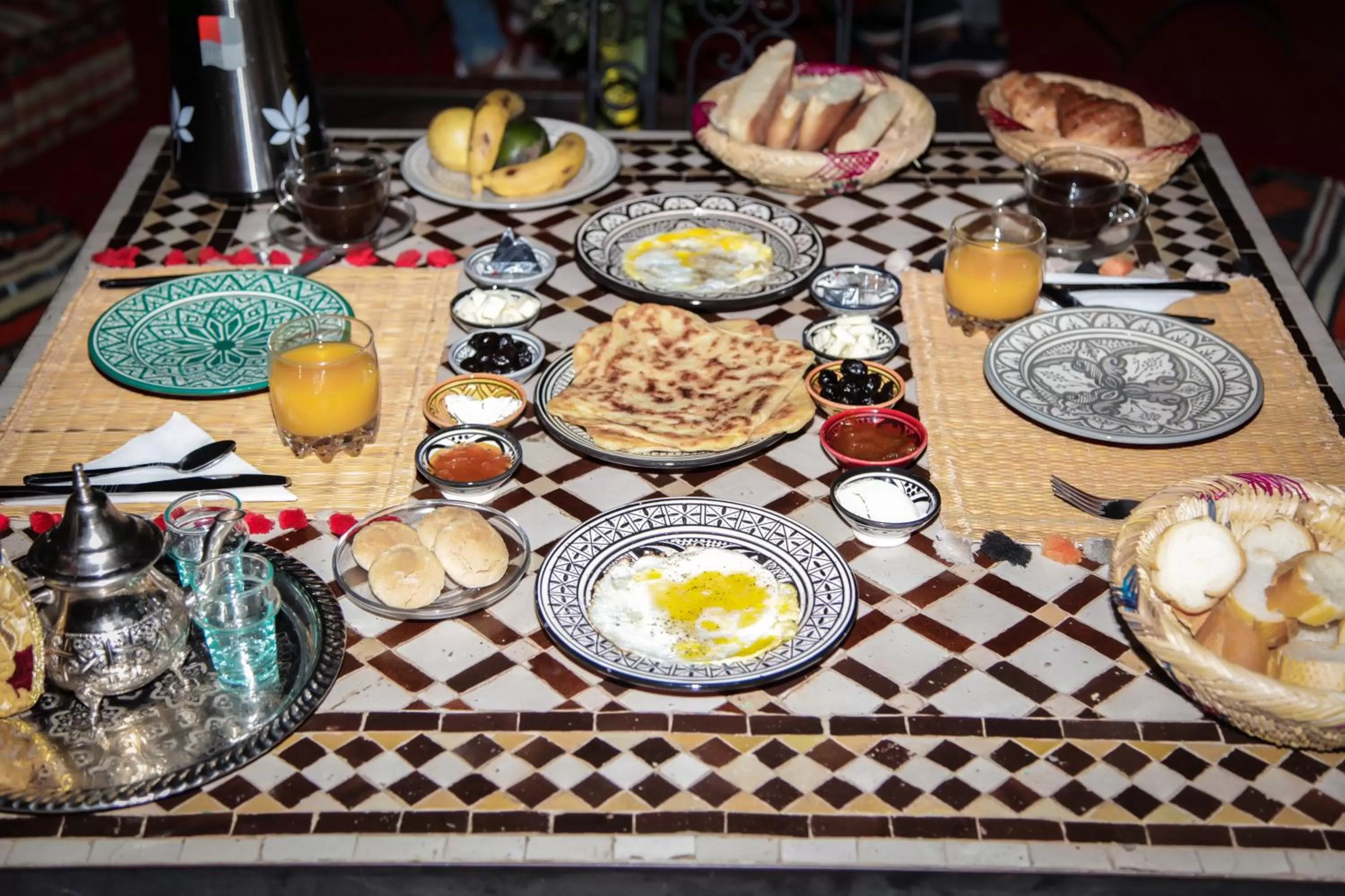 Restaurant/places to eat in Héritage Lalla Aicha et SPA