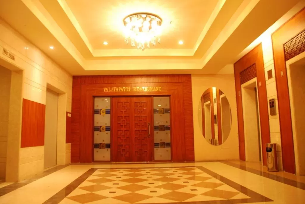 Restaurant/places to eat in PLA Krishna Inn