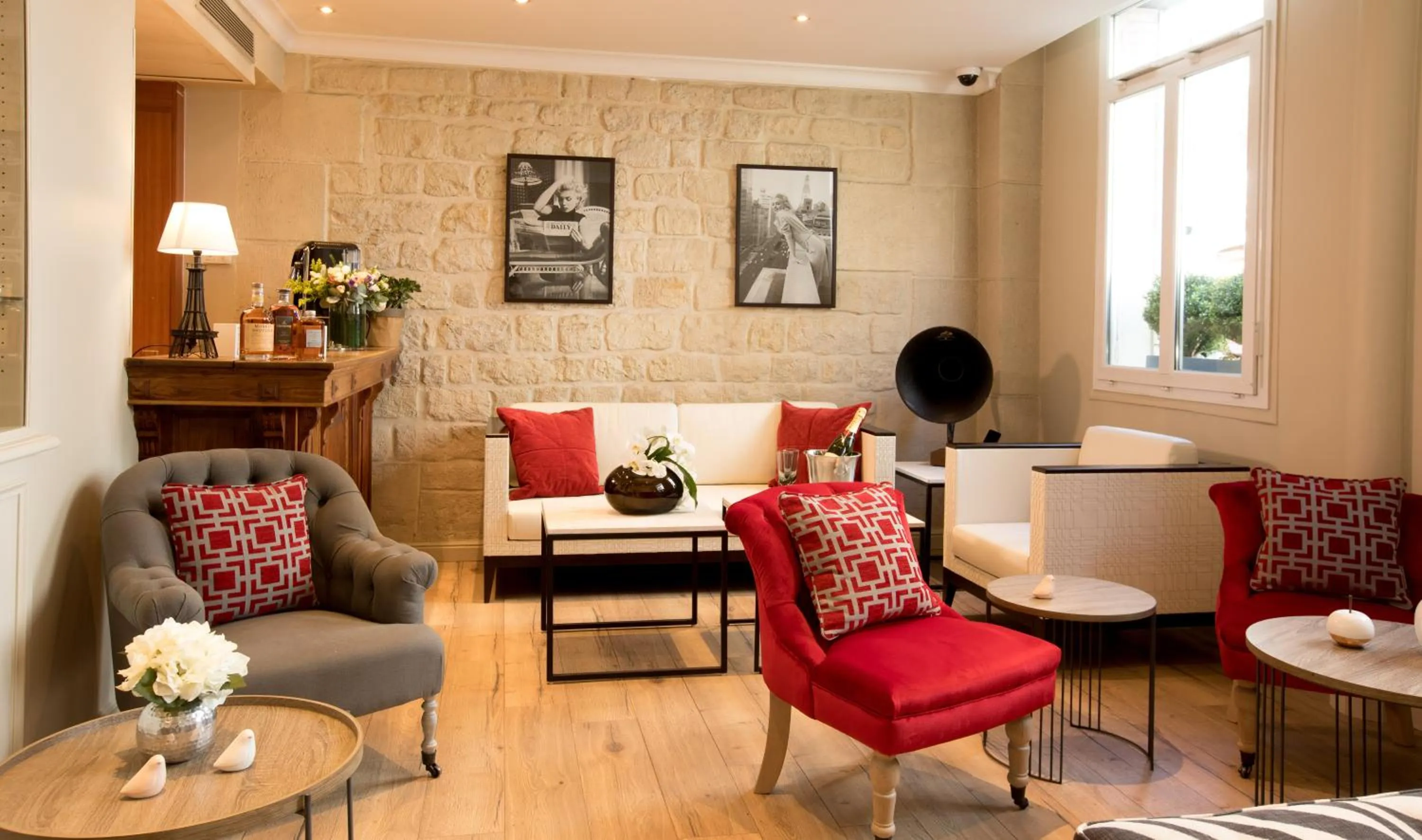 Lounge or bar in Hotel Elysees Opera