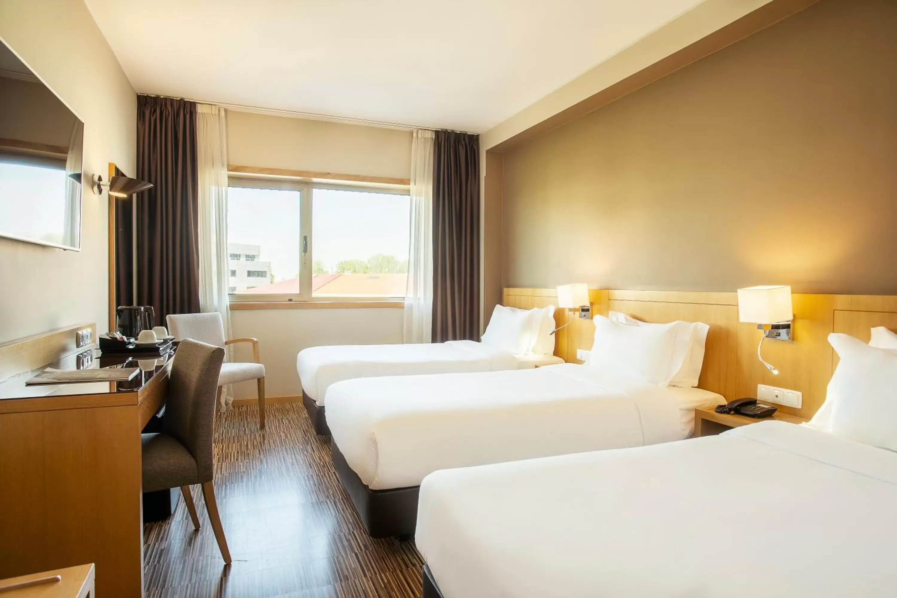 Comfort Triple in HF Tuela Porto Comfort Triple in HF Tuela Porto