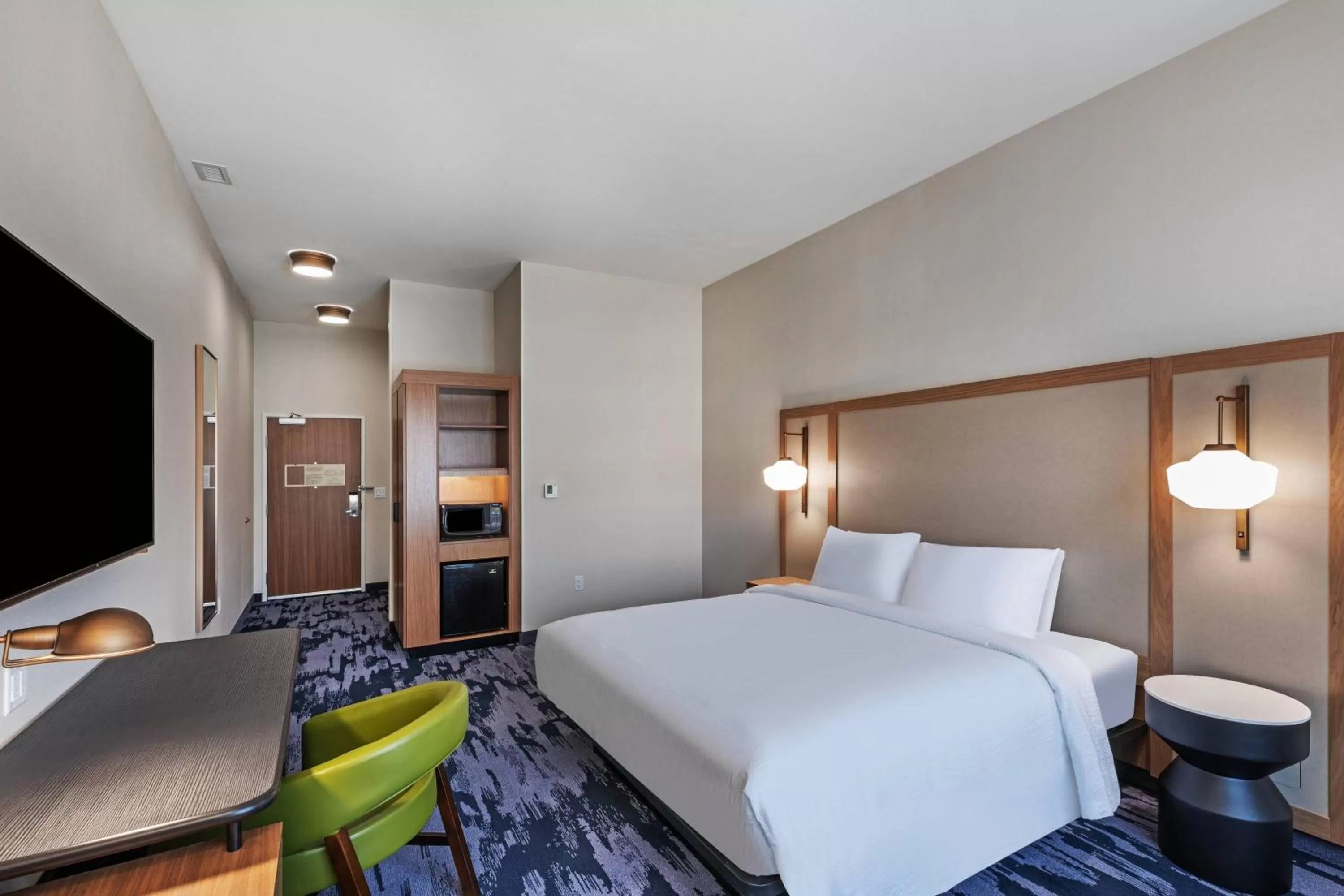 Photo of the whole room, Bed in Fairfield by Marriott Inn & Suites Aberdeen, SD