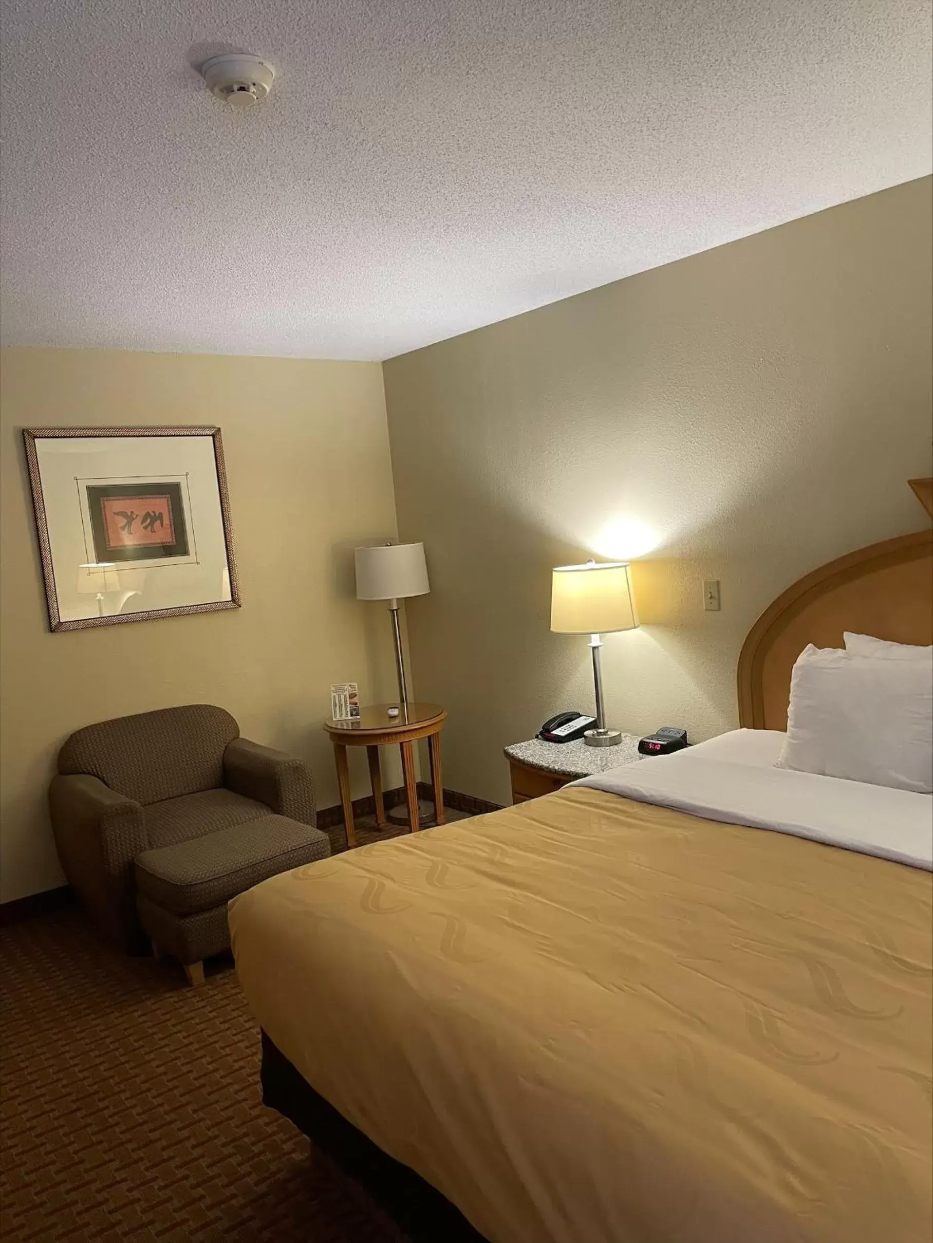 King Room - Accessible/Non-Smoking in Quality Inn & Suites Greenfield I-70 King Room - Accessible/Non-Smoking in Quality Inn & Suites Greenfield I-70
