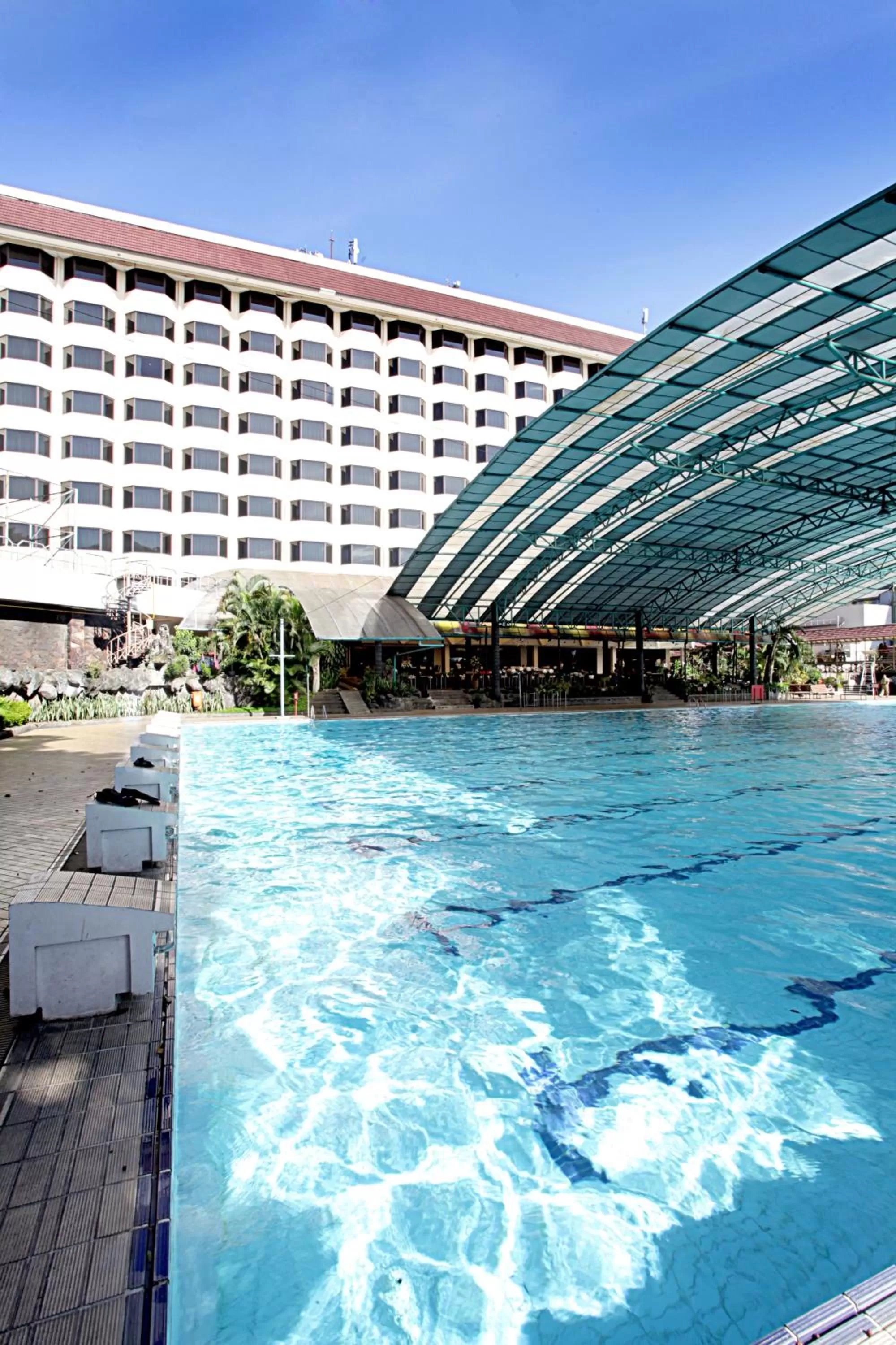 Day in Horison Ultima Bandung