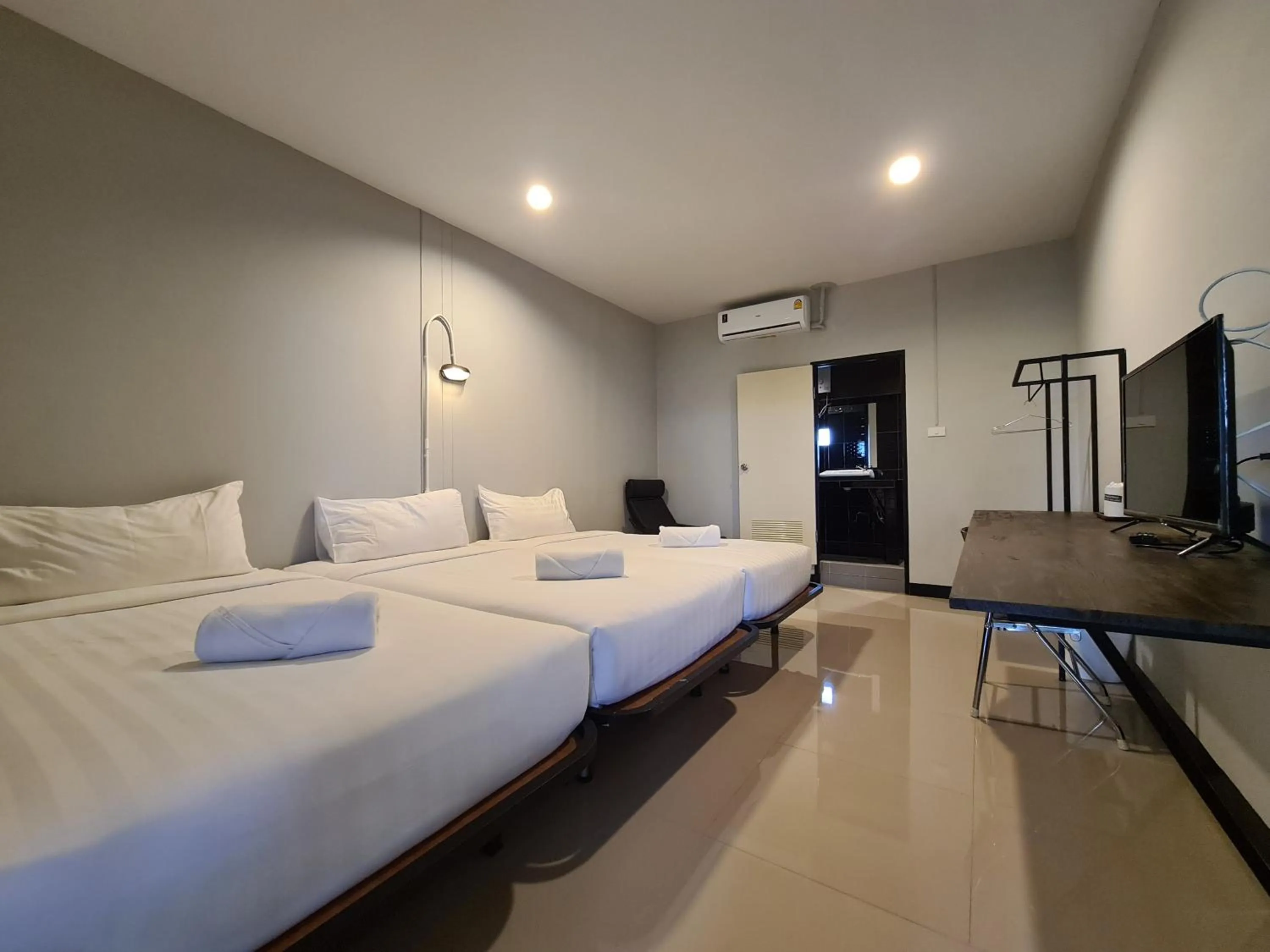 Bedroom, Bed in The 8 Factory Hotel Phitsanulok