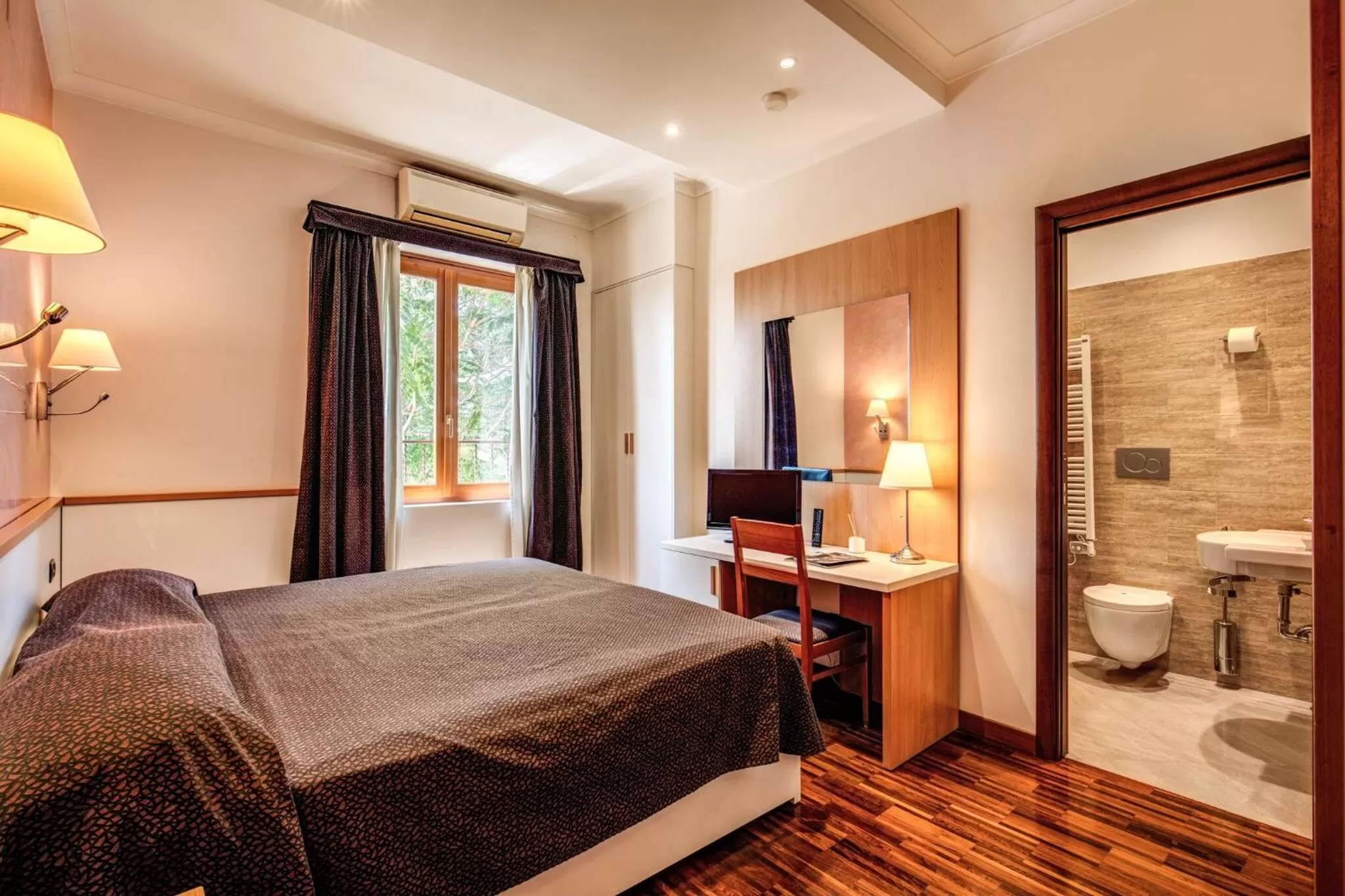 Bed in Hotel Roma Tiburtina Metro