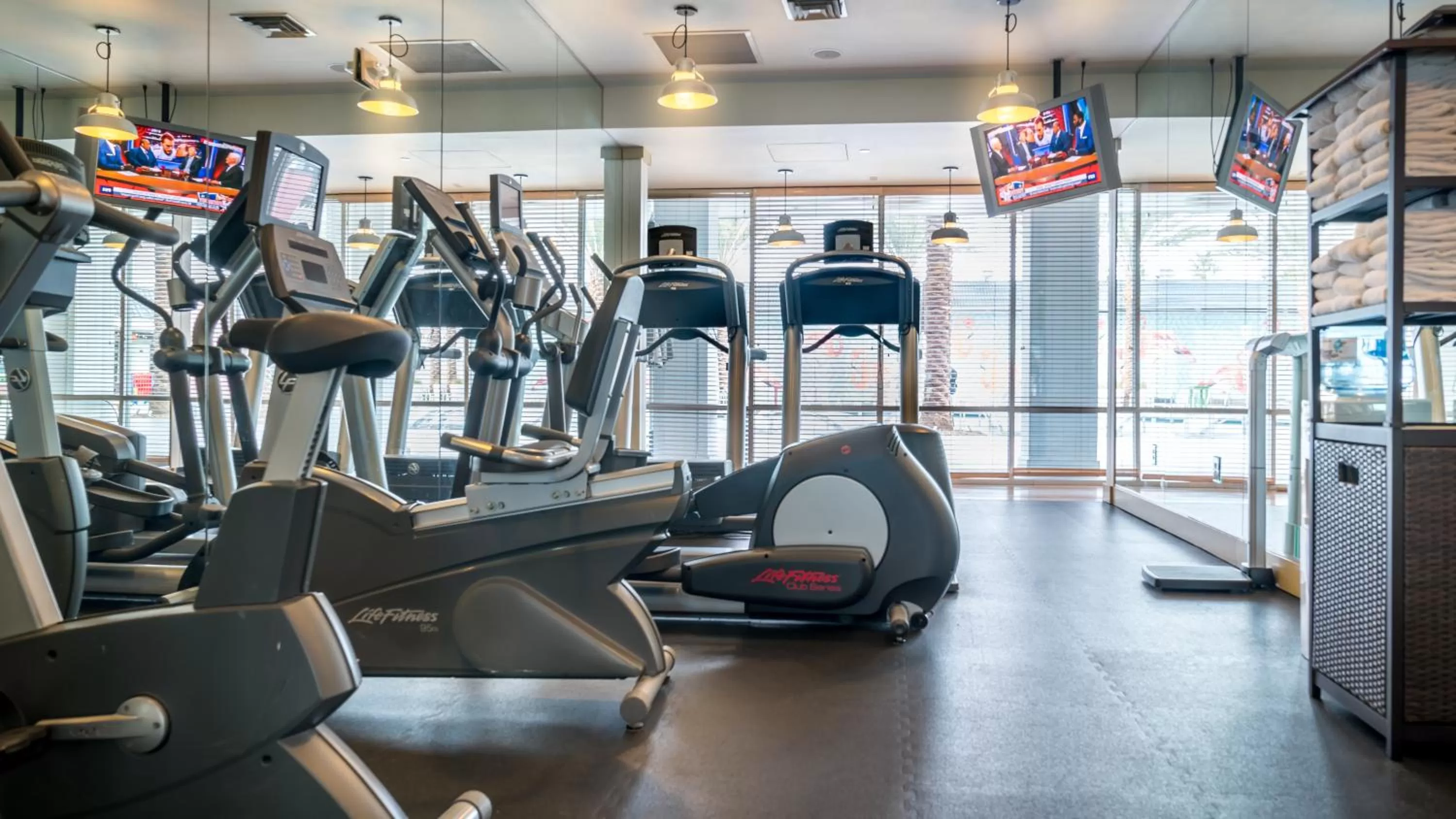 Fitness centre/facilities in OYO Hotel and Casino Las Vegas