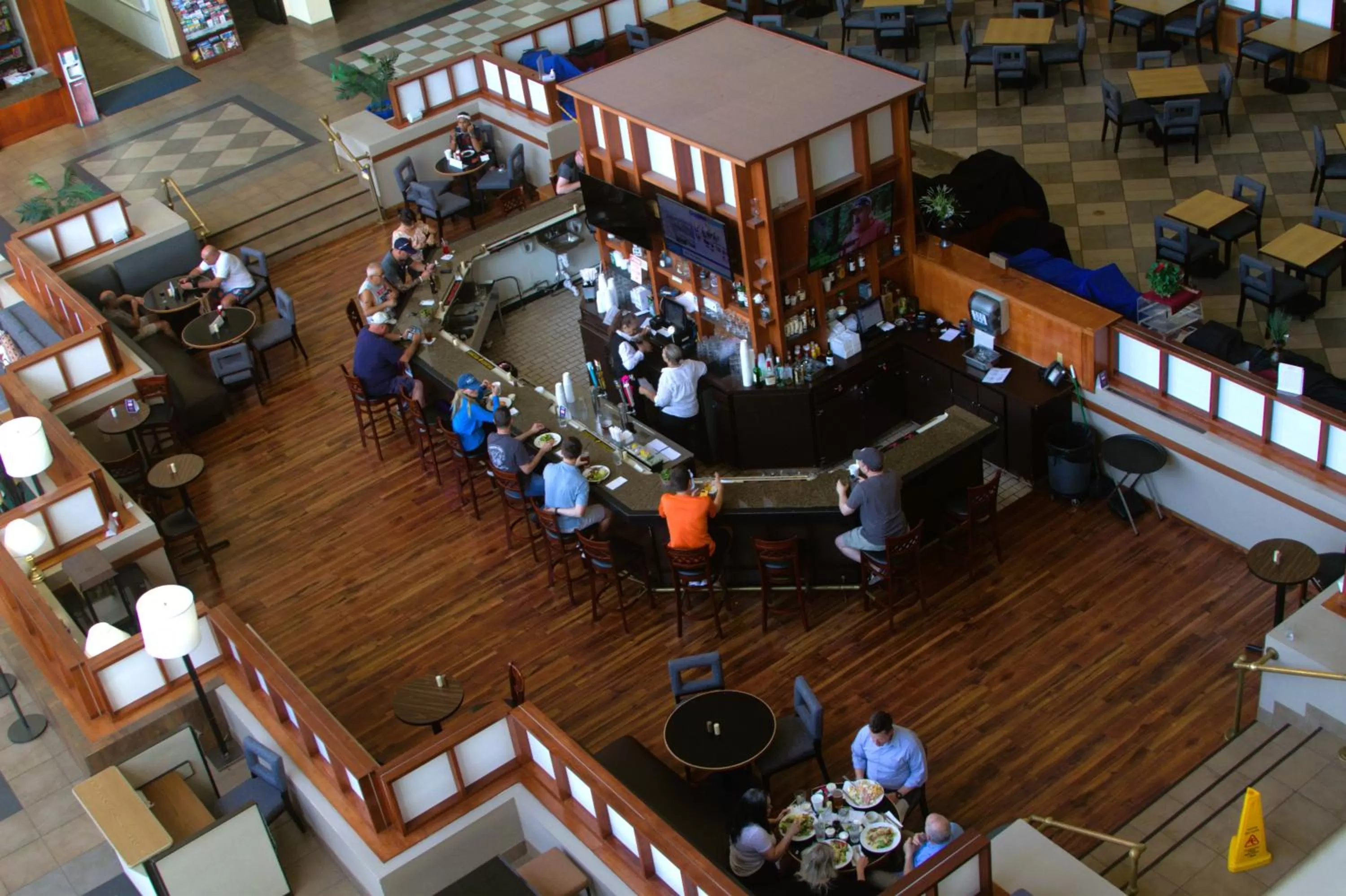 Restaurant/places to eat in Atrium Hotel and Suites DFW Airport