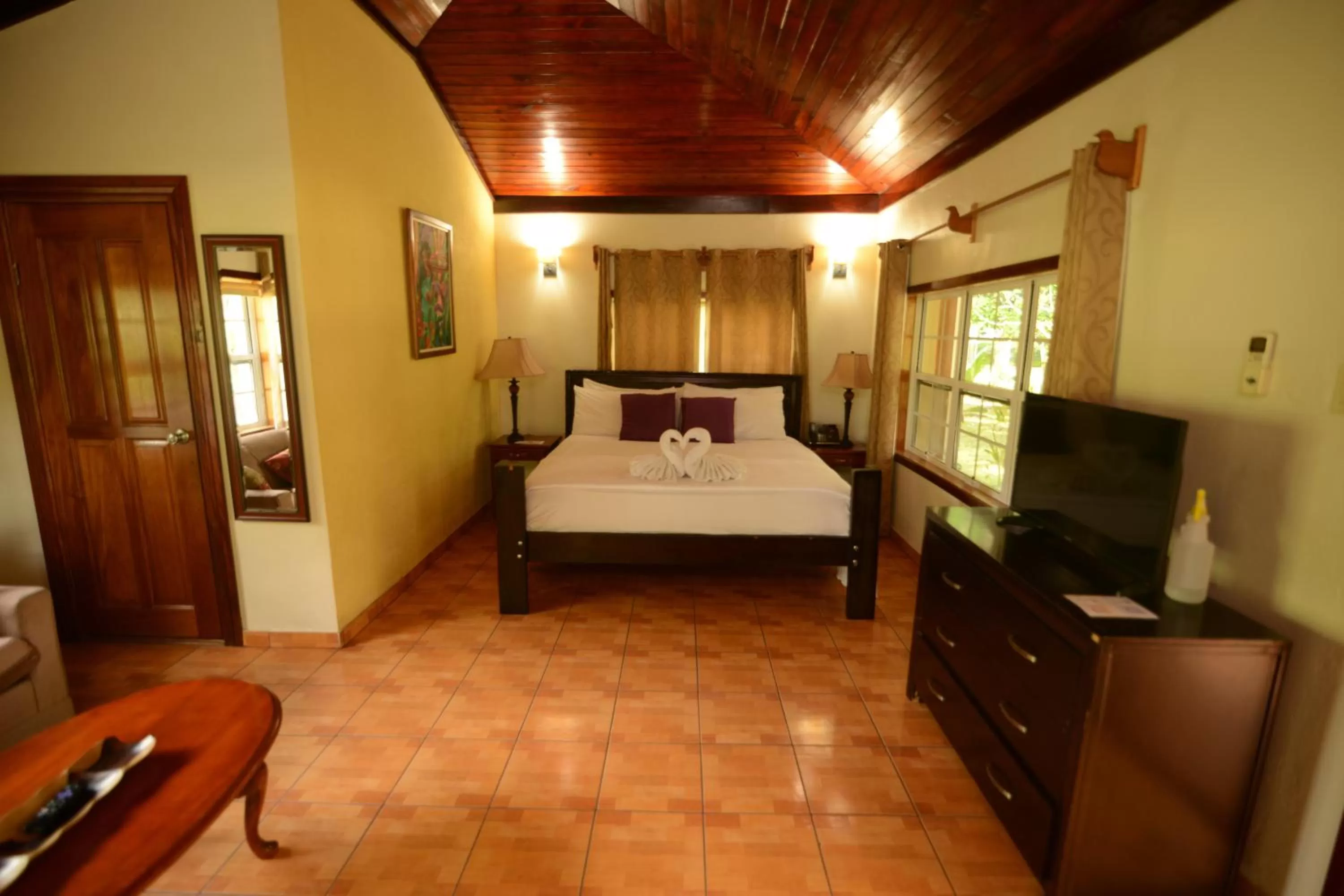 Bed in KikiWitz Resort