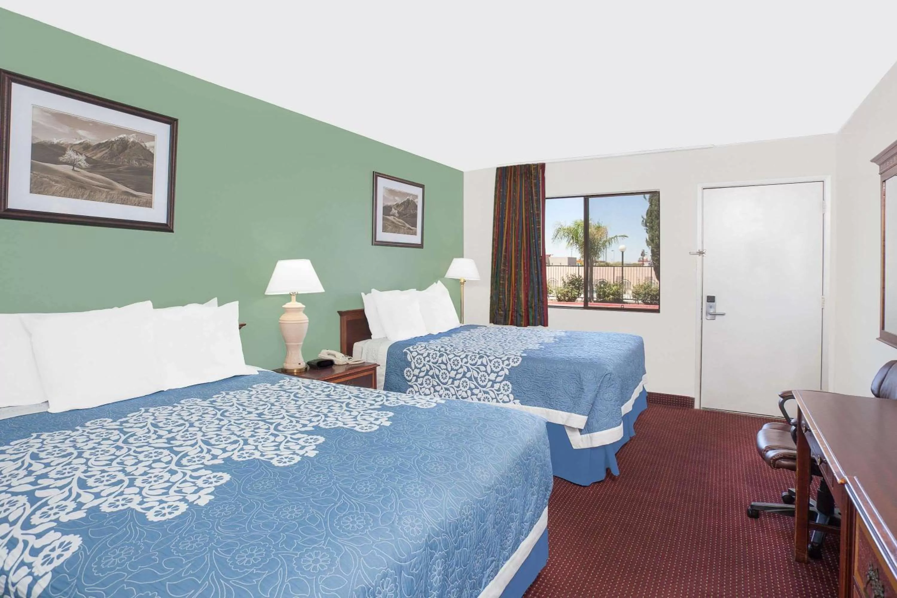 Bedroom, Bed in Days Inn by Wyndham Lost Hills