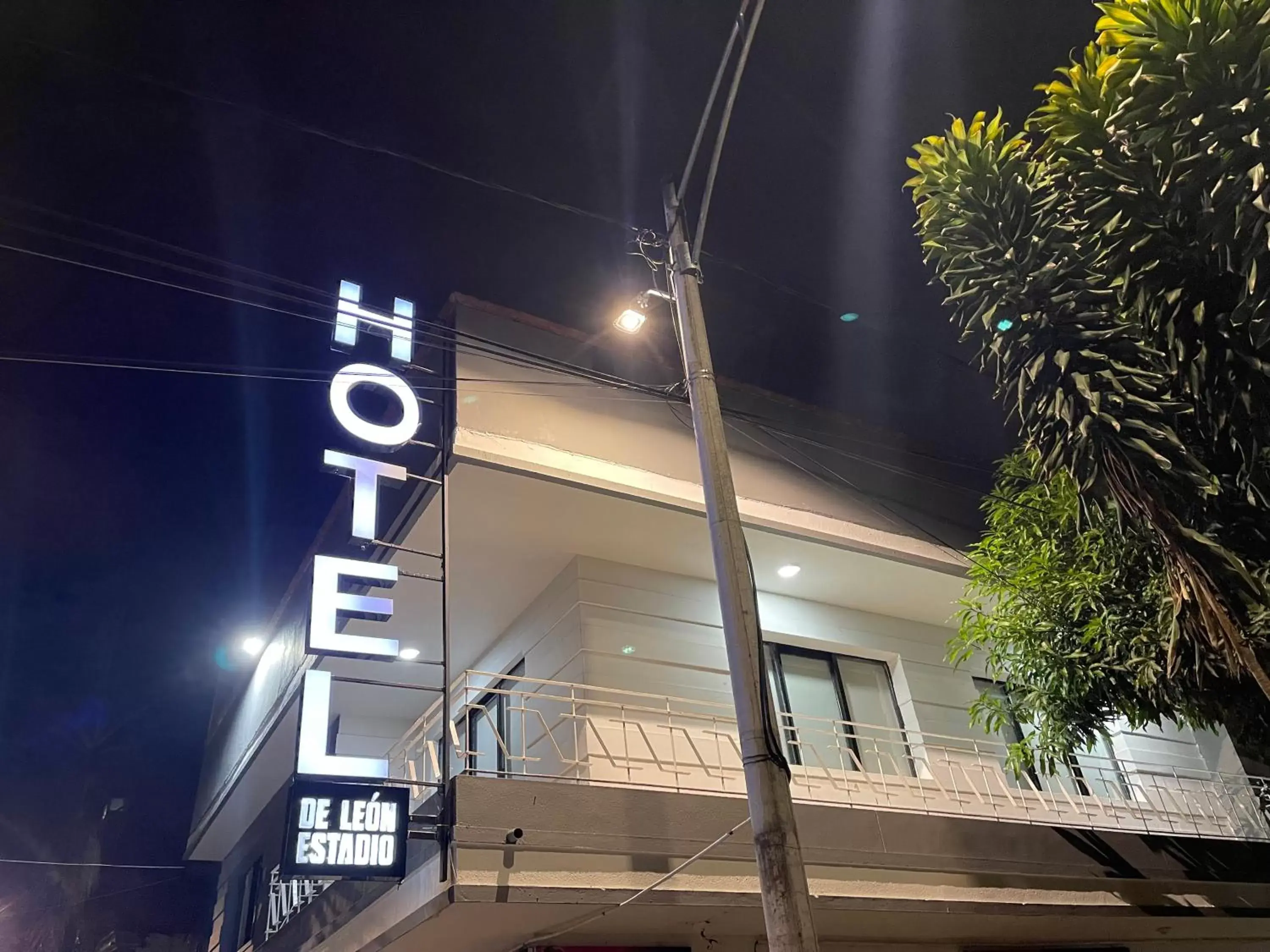 Hotel De León Estadio Hotel De León Estadio