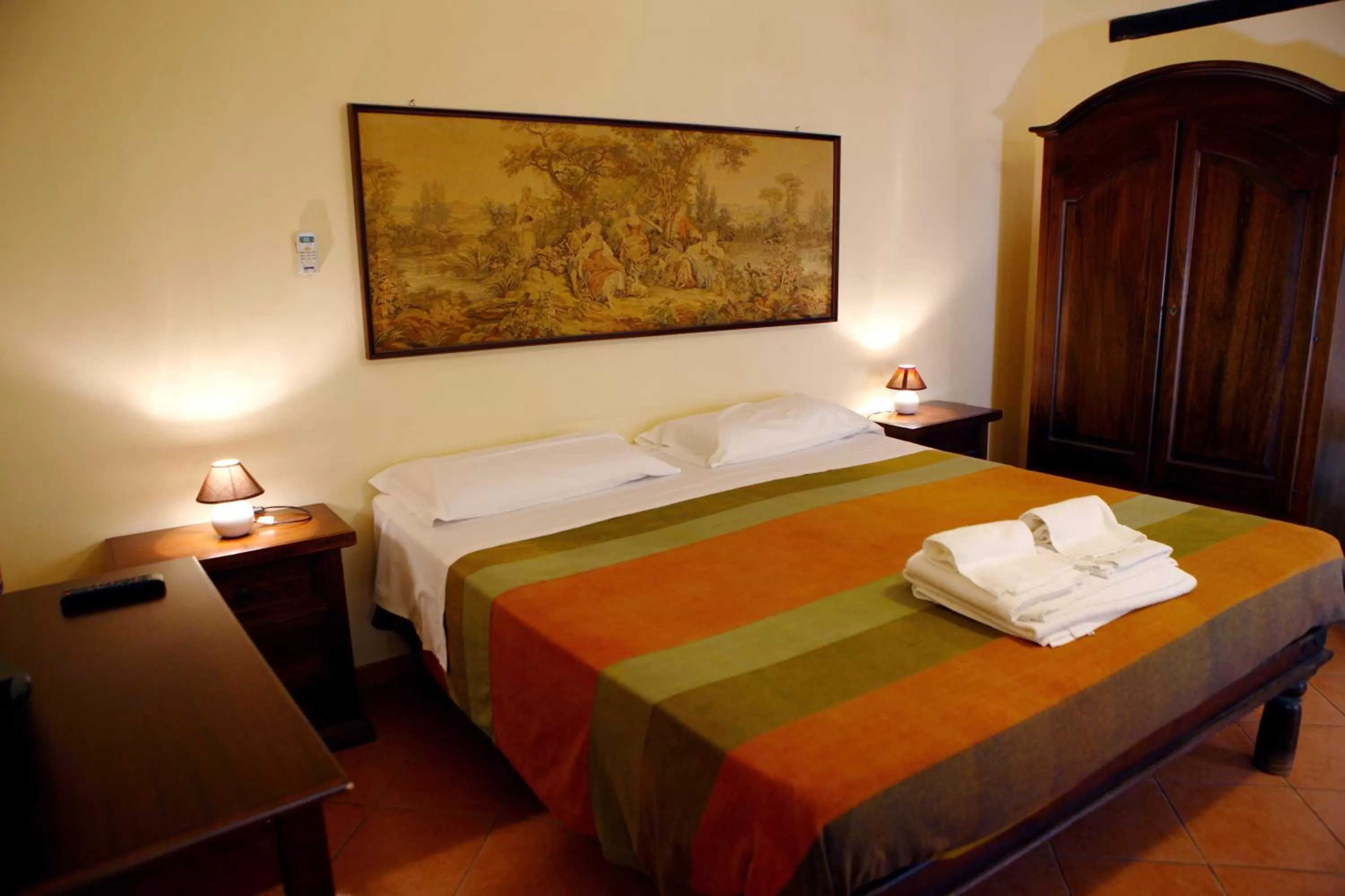 Bedroom, Bed in Art Lincoln