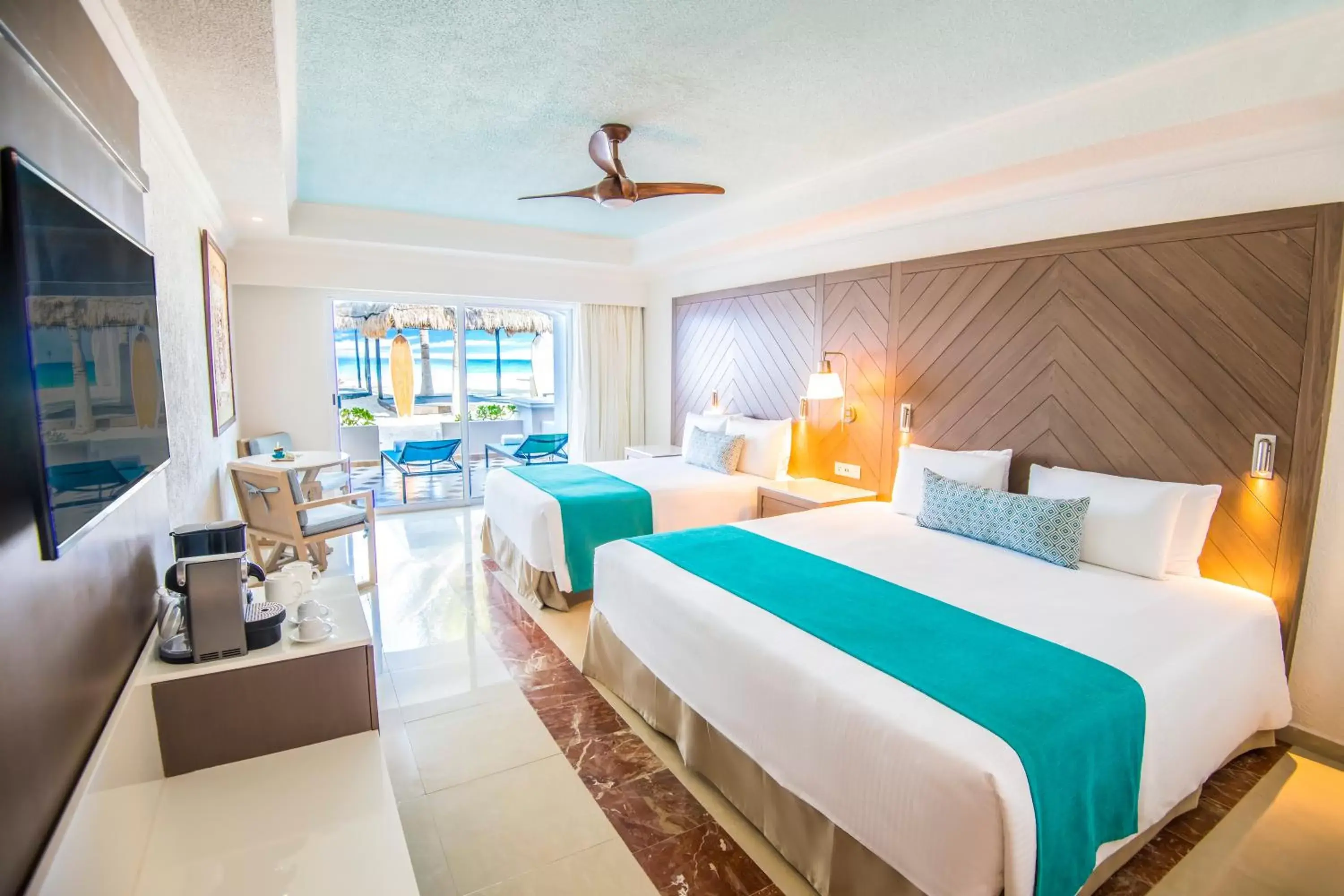 Junior Suite 2 Double Beds, Beachfront Walk out - single occupancy in Sunscape Cancun All-Inclusive Resort & Spa by Hyatt Junior Suite 2 Double Beds, Beachfront Walk out - single occupancy in Sunscape Cancun All-Inclusive Resort & Spa by Hyatt