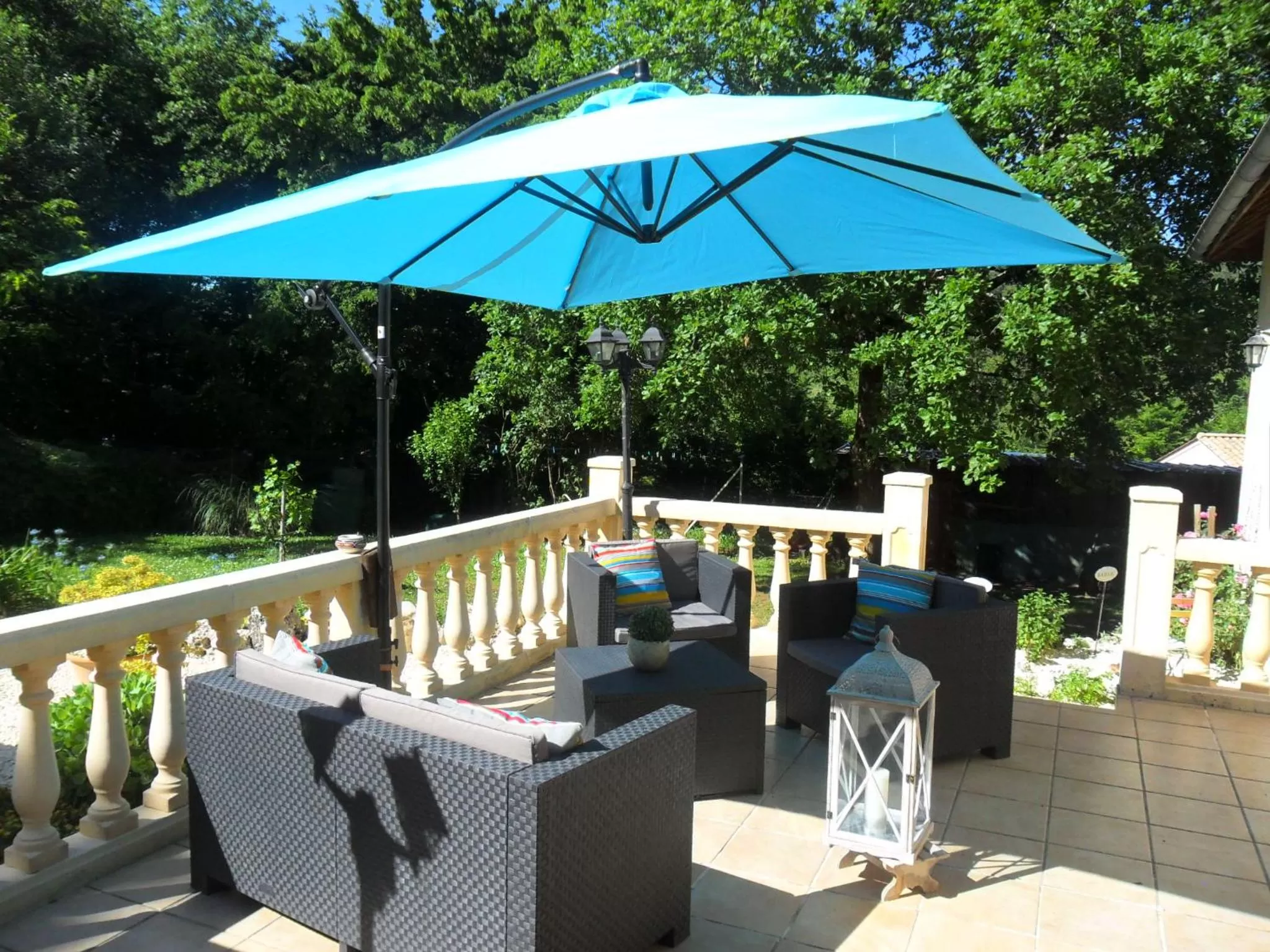 Area and facilities in Chez Pascaline