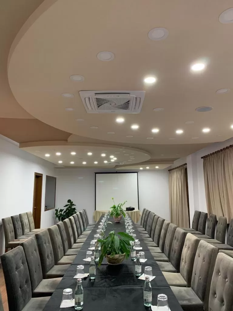 Business facilities in Grand Hotel Pogradec