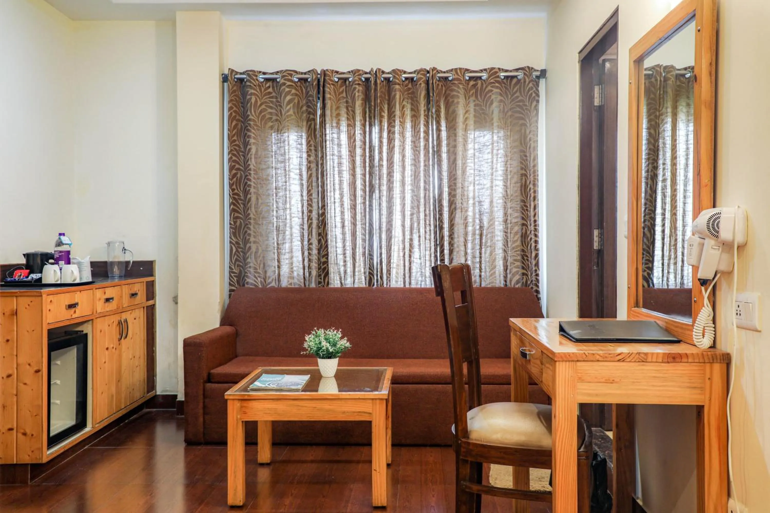 Seating area in Hotel SunGrace